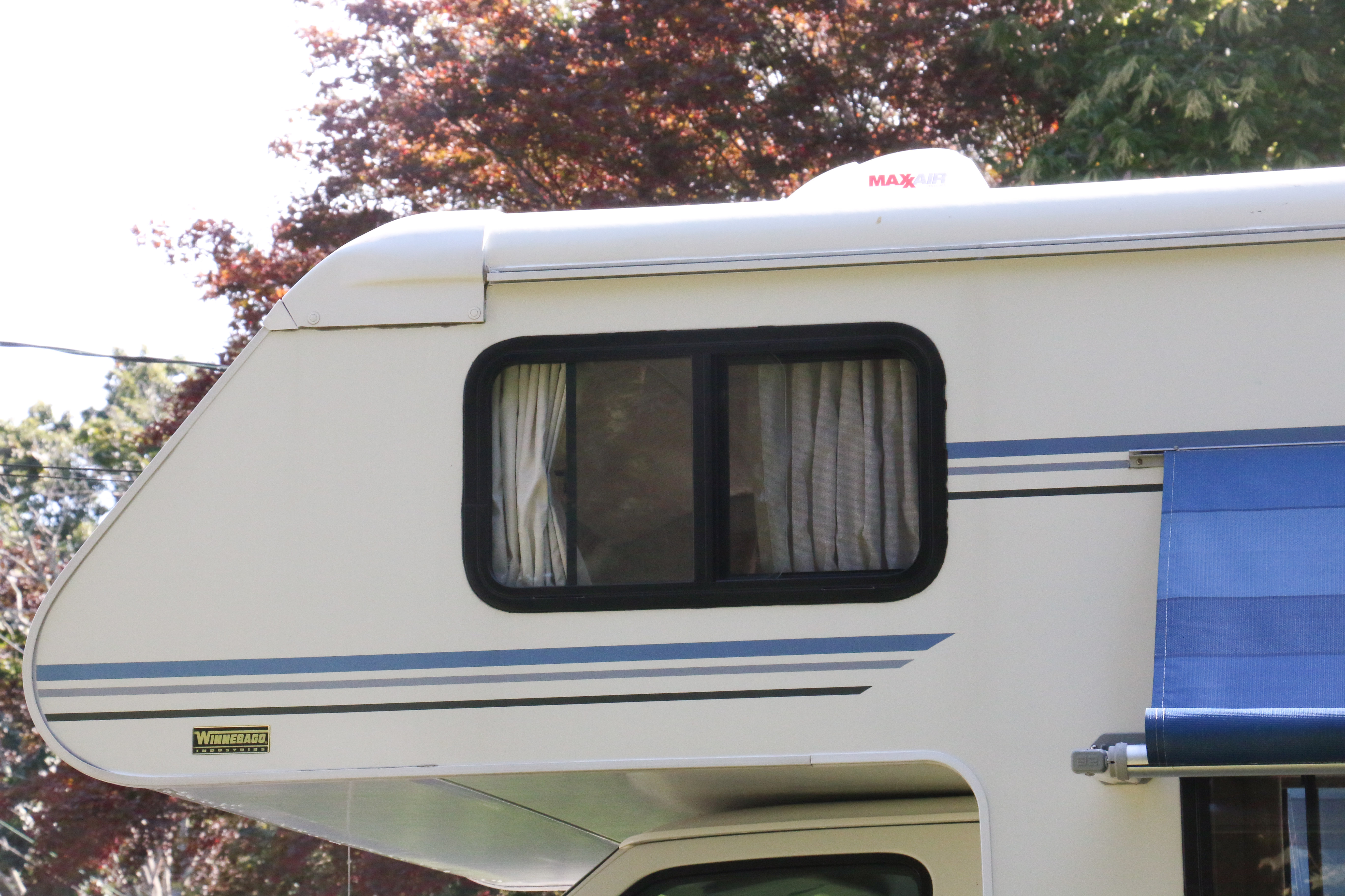 2002 Winnebago Minnie Winnie Ford E350 RV