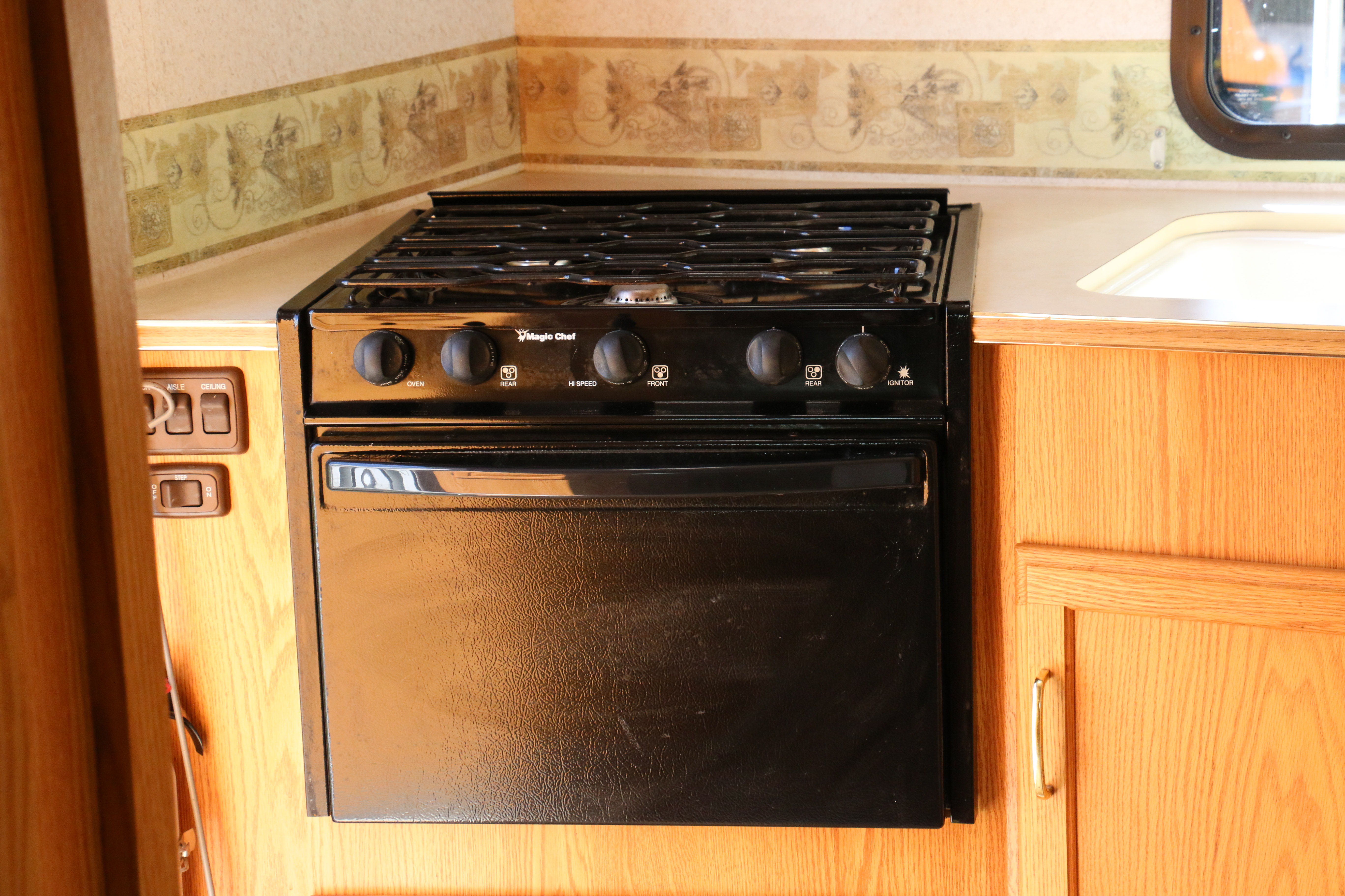 2002 Winnebago Minnie Winnie Ford E350 RV