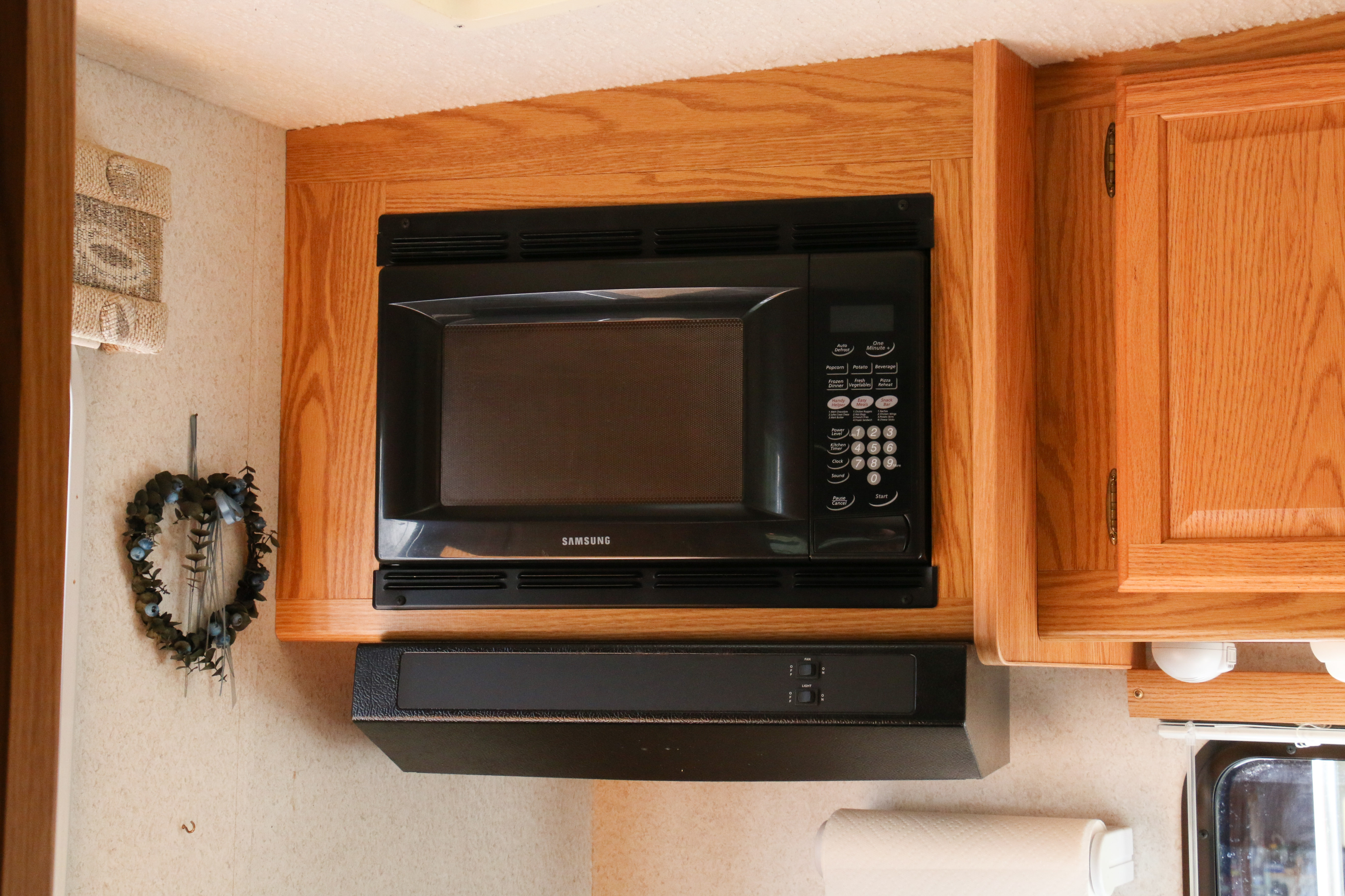 2002 Winnebago Minnie Winnie Ford E350 RV