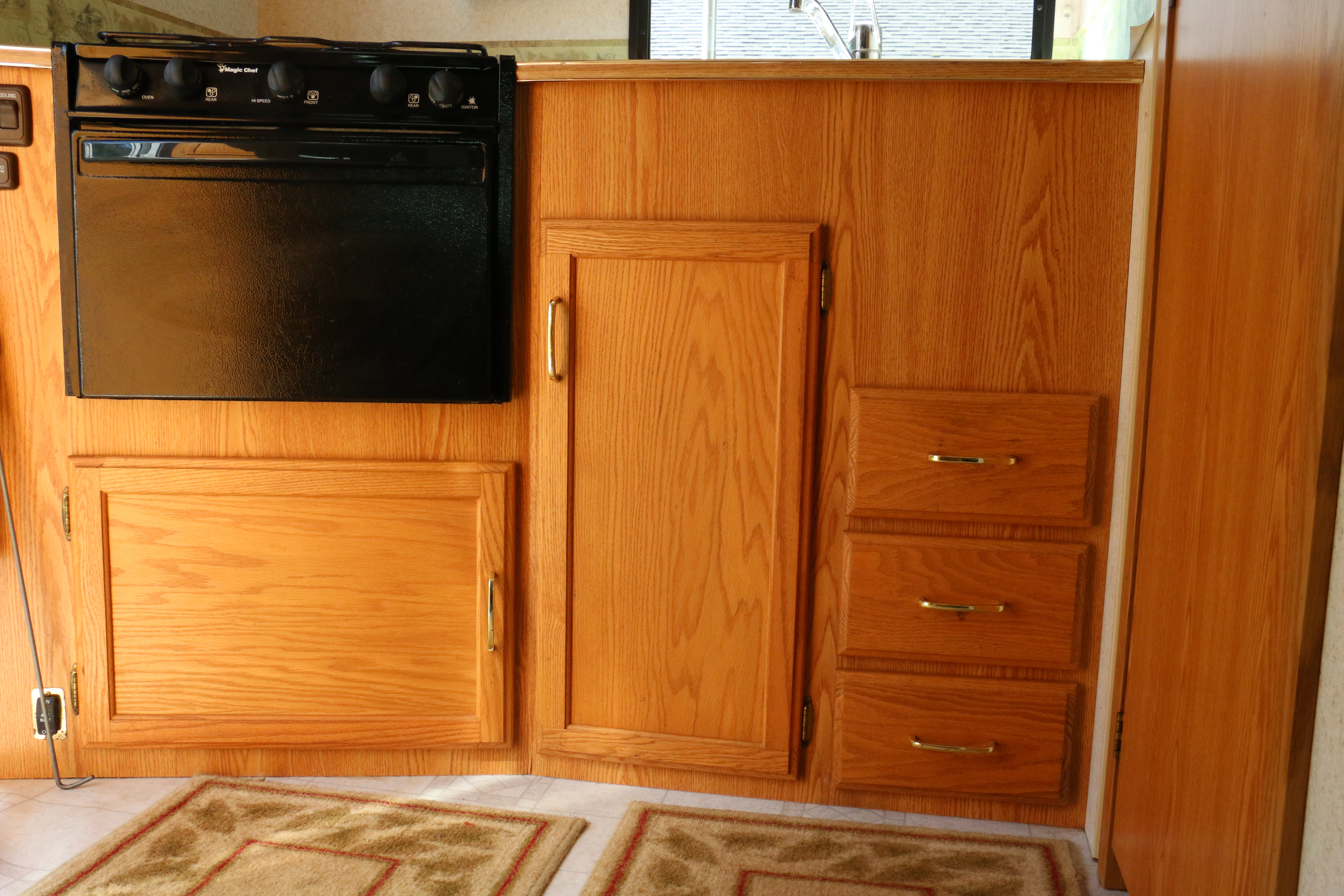 2002 Winnebago Minnie Winnie Ford E350 RV