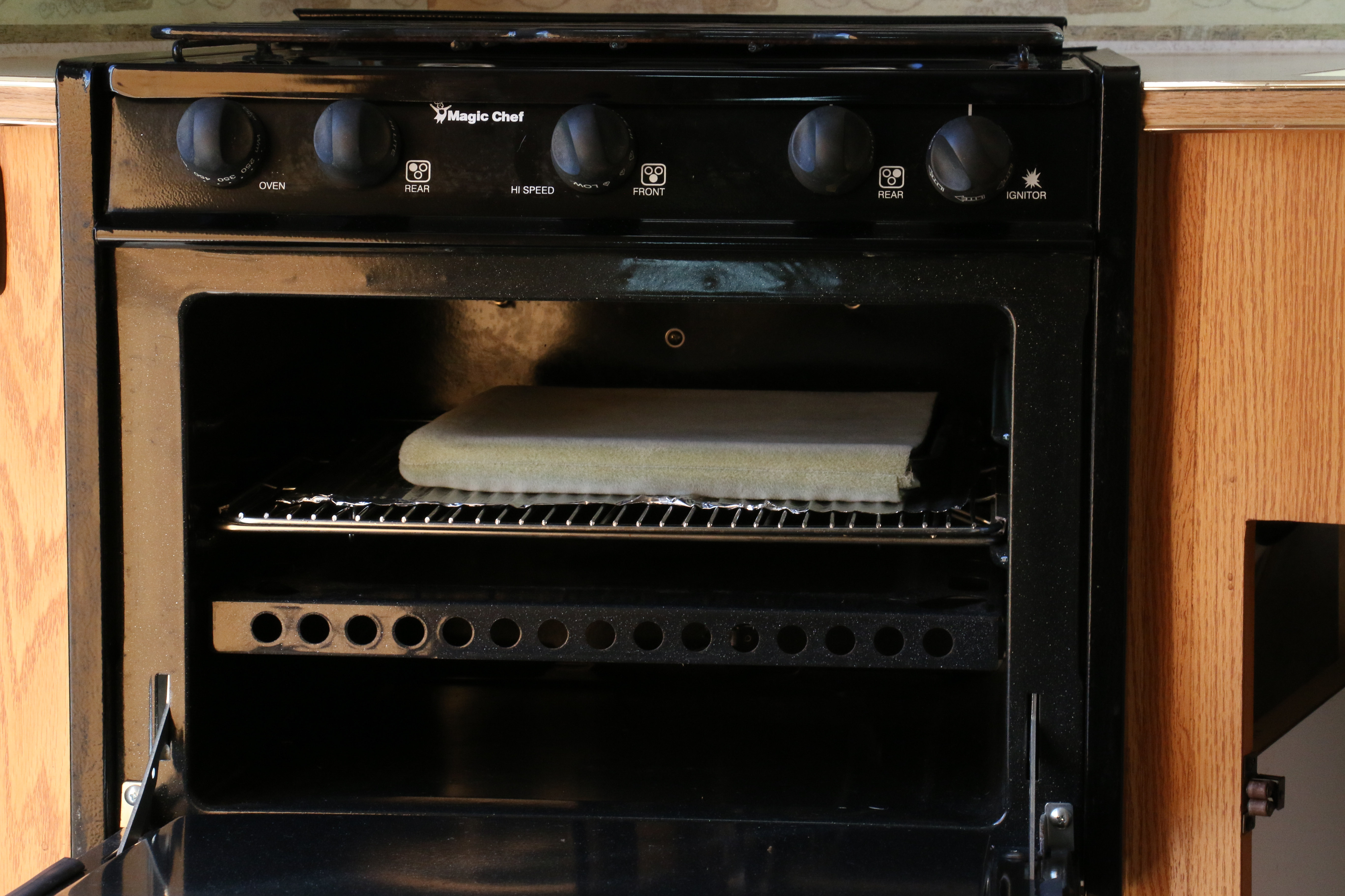 2002 Winnebago Minnie Winnie Ford E350 RV