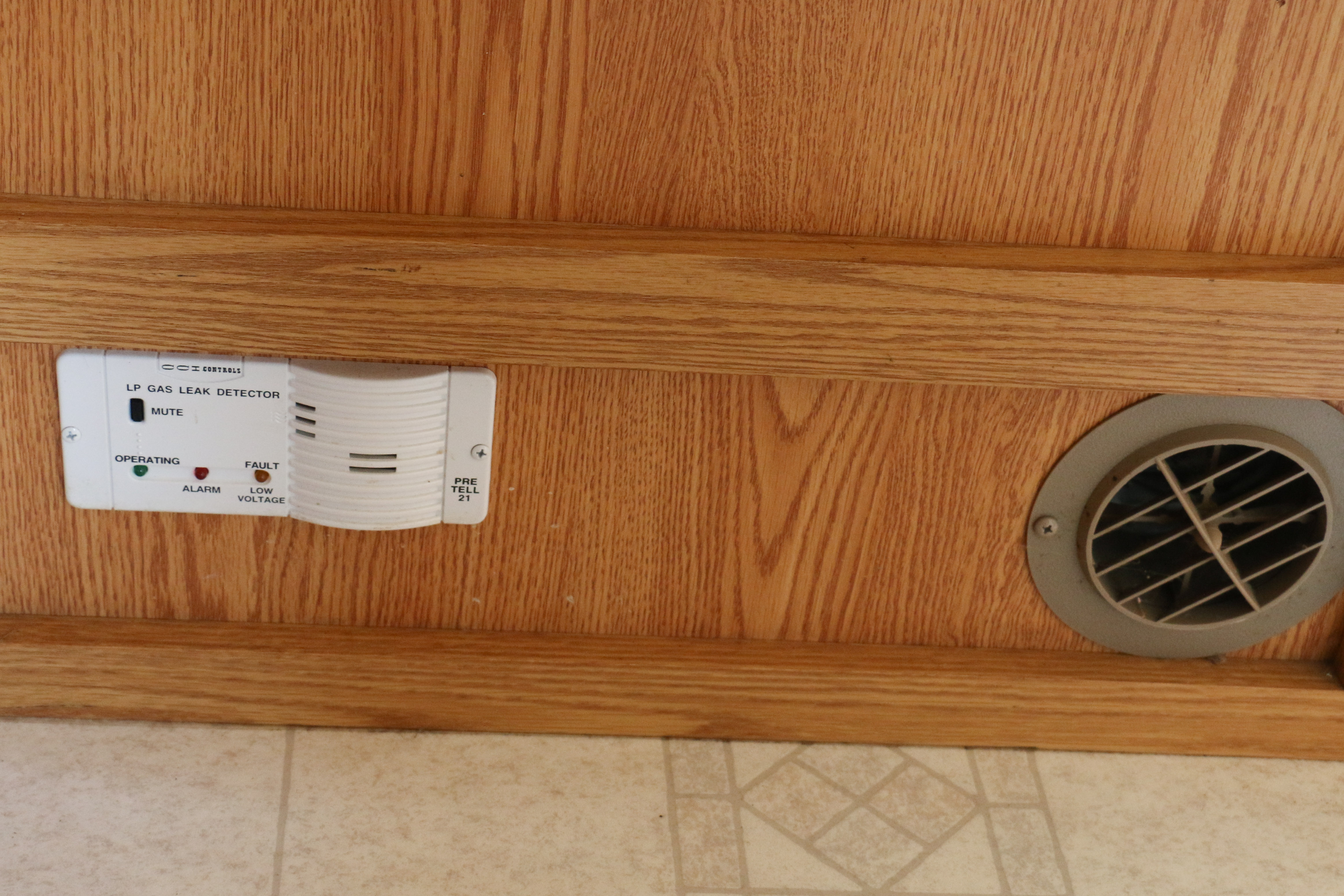 2002 Winnebago Minnie Winnie Ford E350 RV