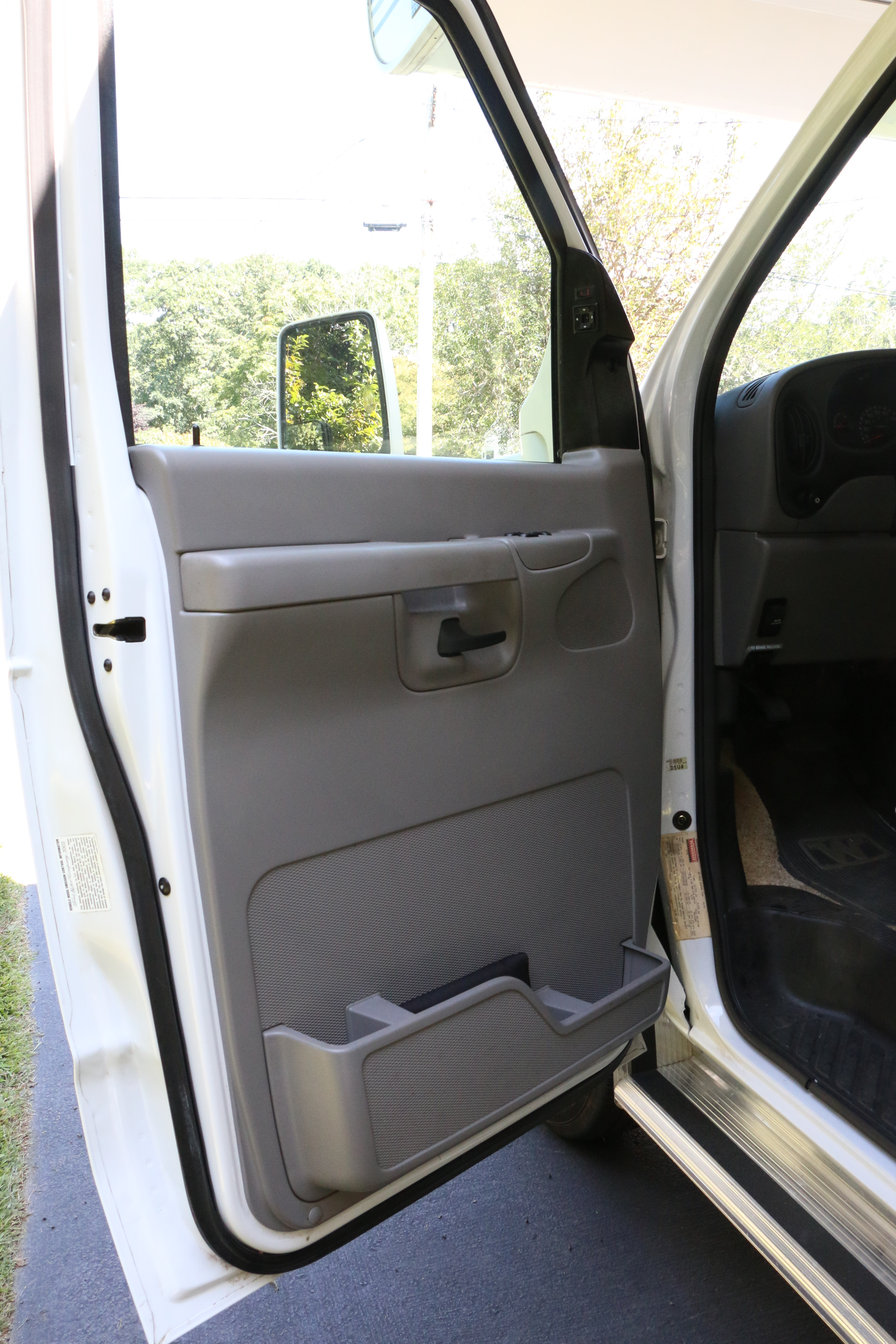 2002 Winnebago Minnie Winnie Ford E350 RV