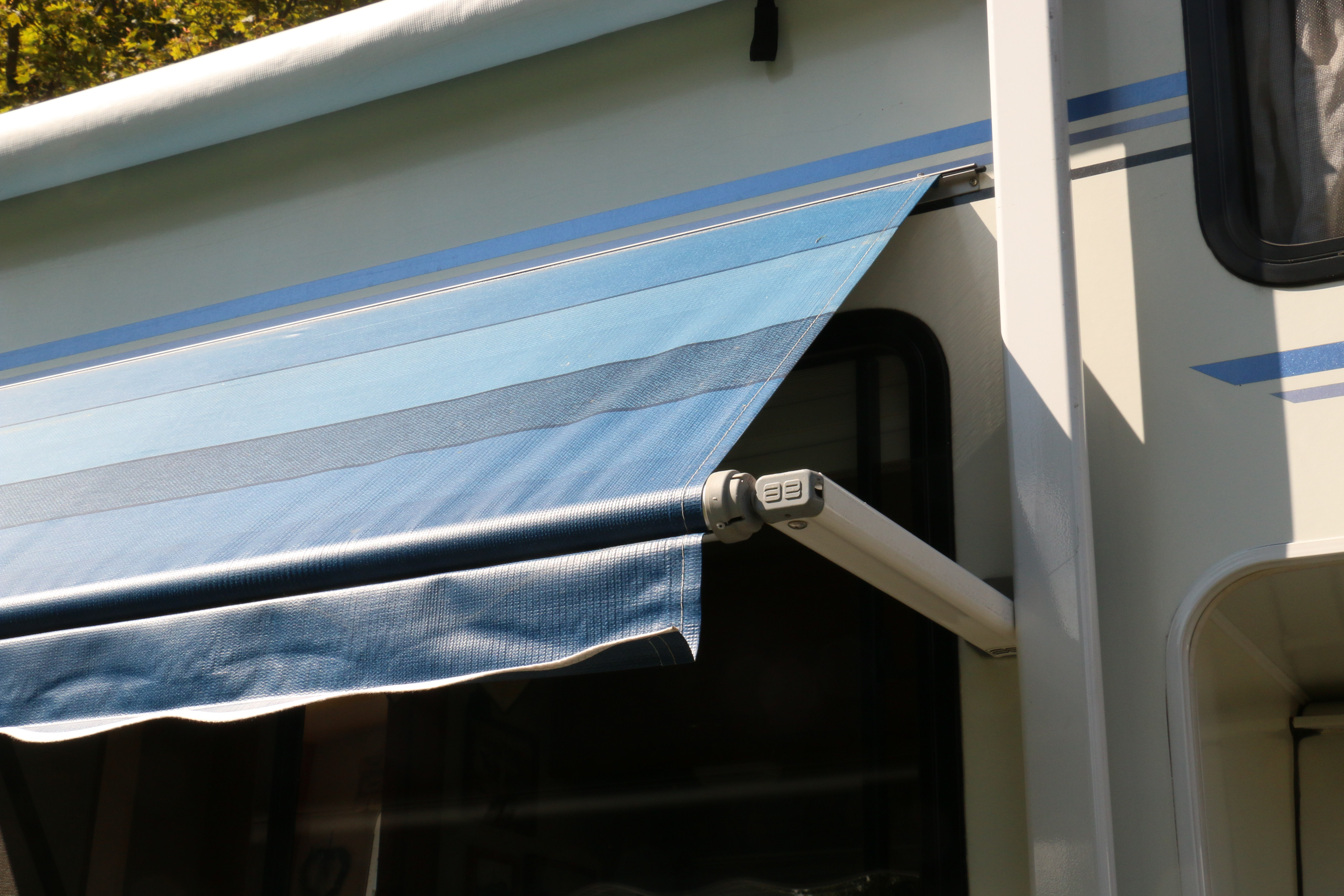 2002 Winnebago Minnie Winnie Ford E350 RV