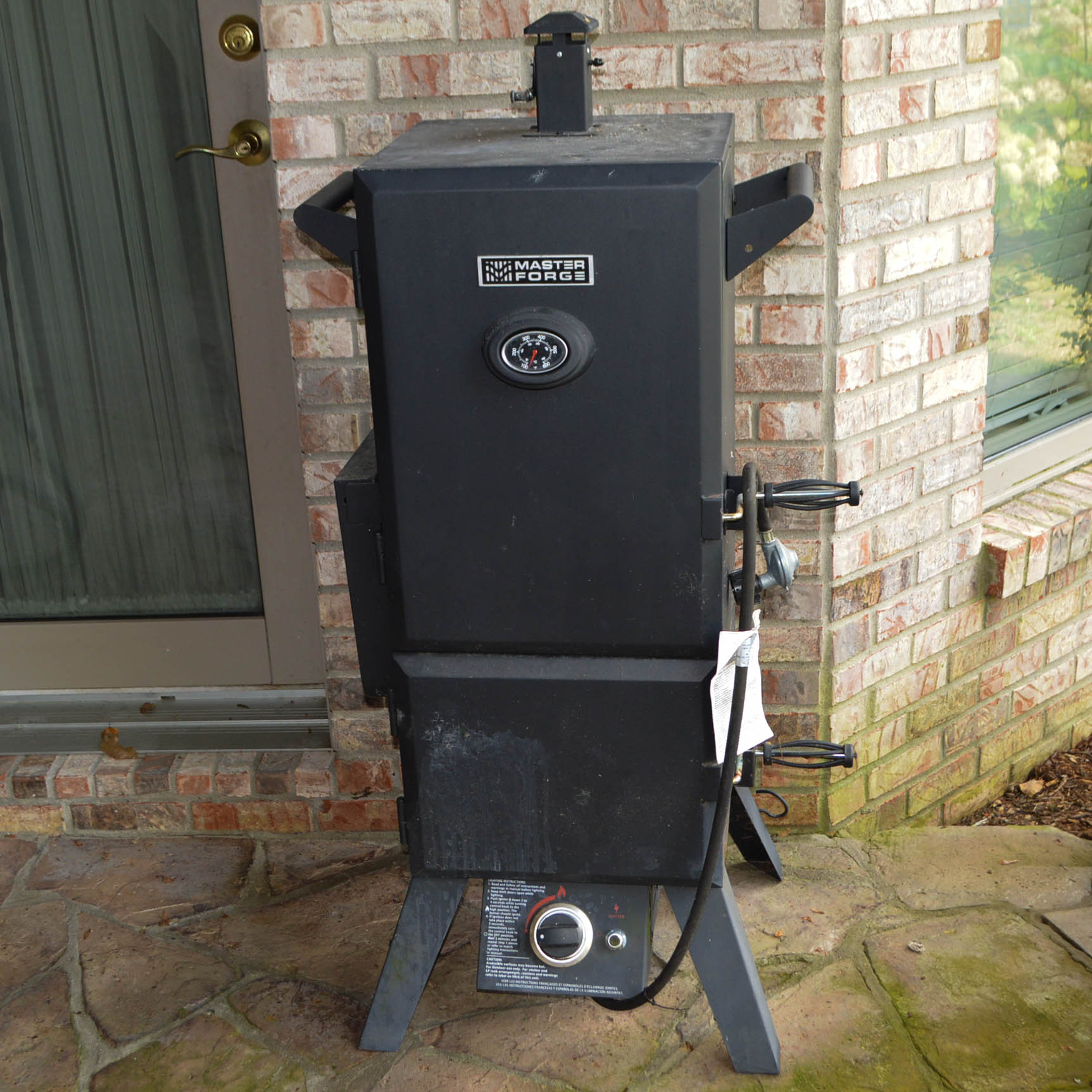 Weber Master Forge Vertical Gas Smoker