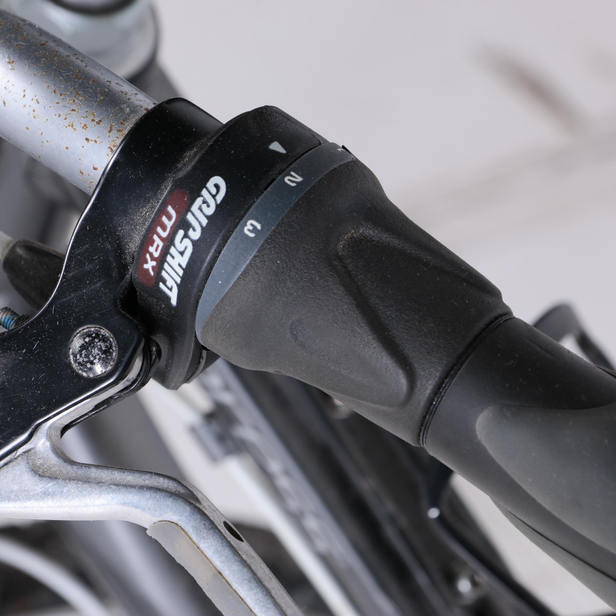 Giant "Cypress" 21-Speed Bicycle