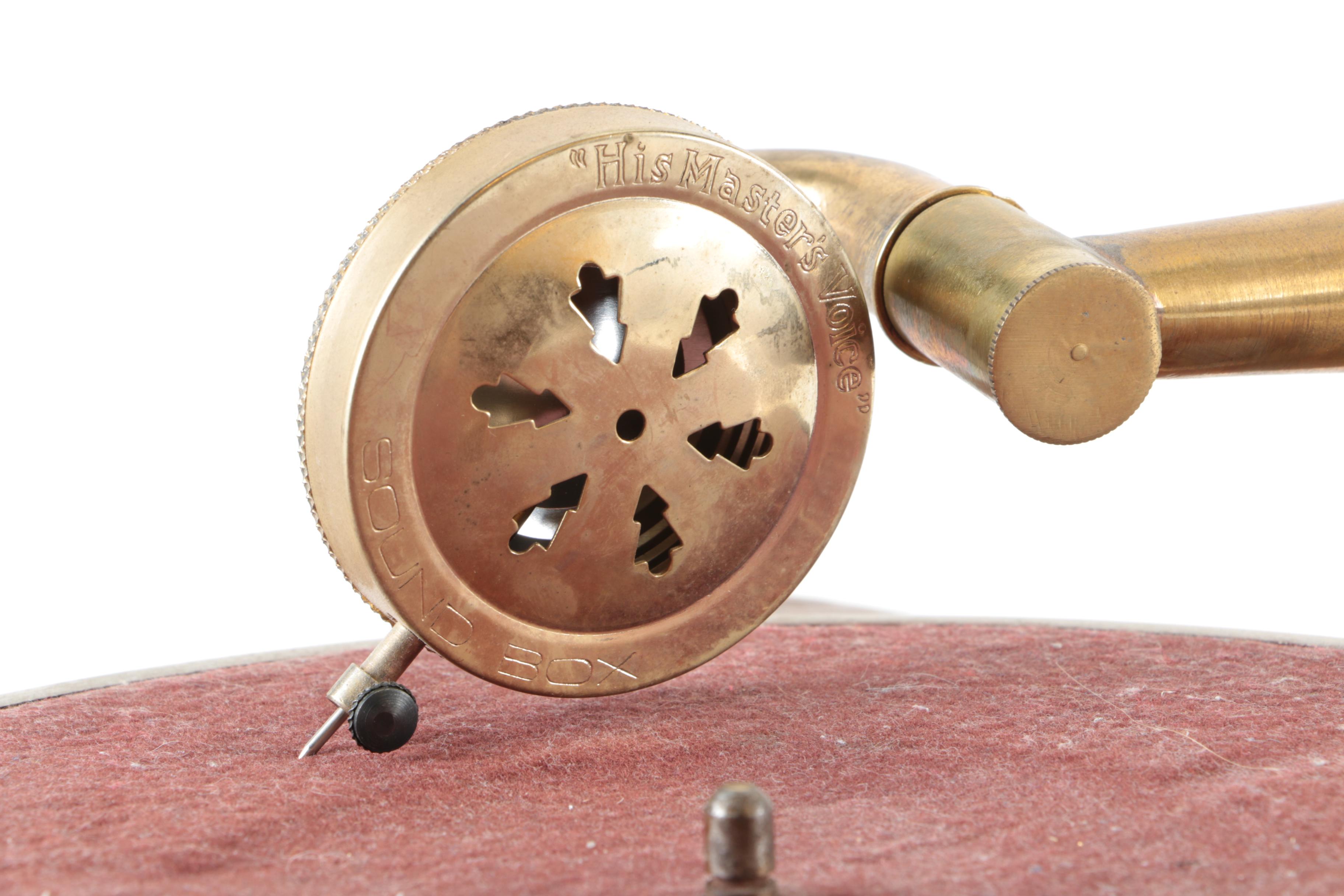 Reproduction "His Master's Voice" Gramophone