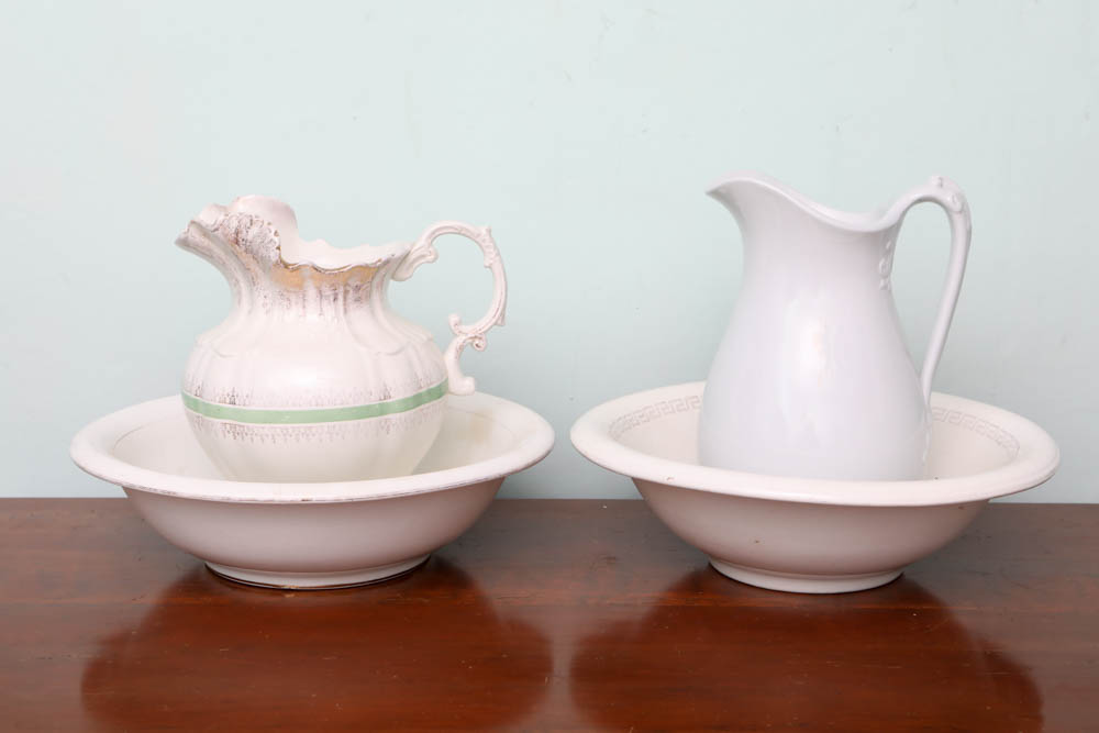 Antique English Pitchers, Basins and Chamberpots including Alfred Meakin