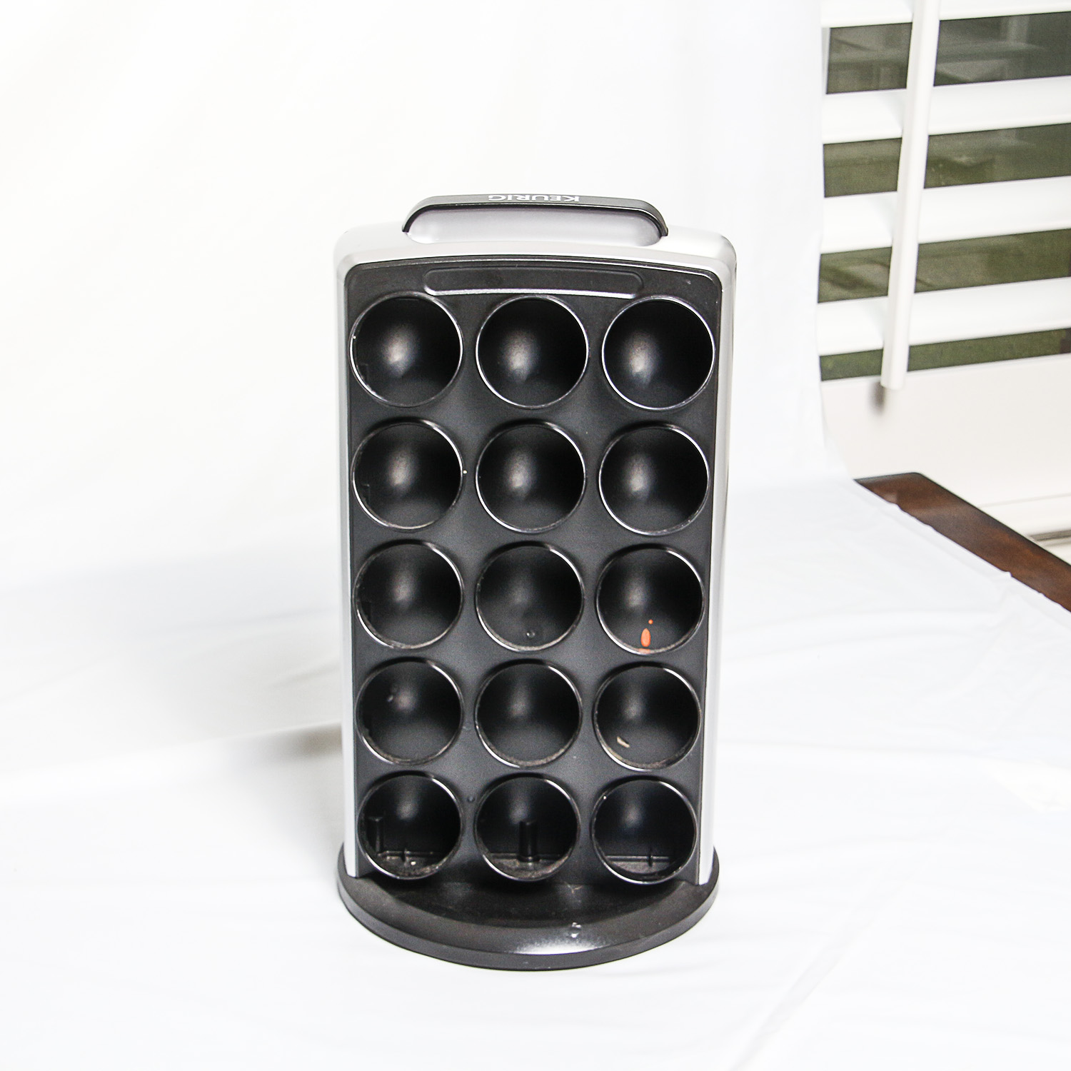 Keurig LAVAZZA Coffee Brewer with Pair of K-CUP Holders