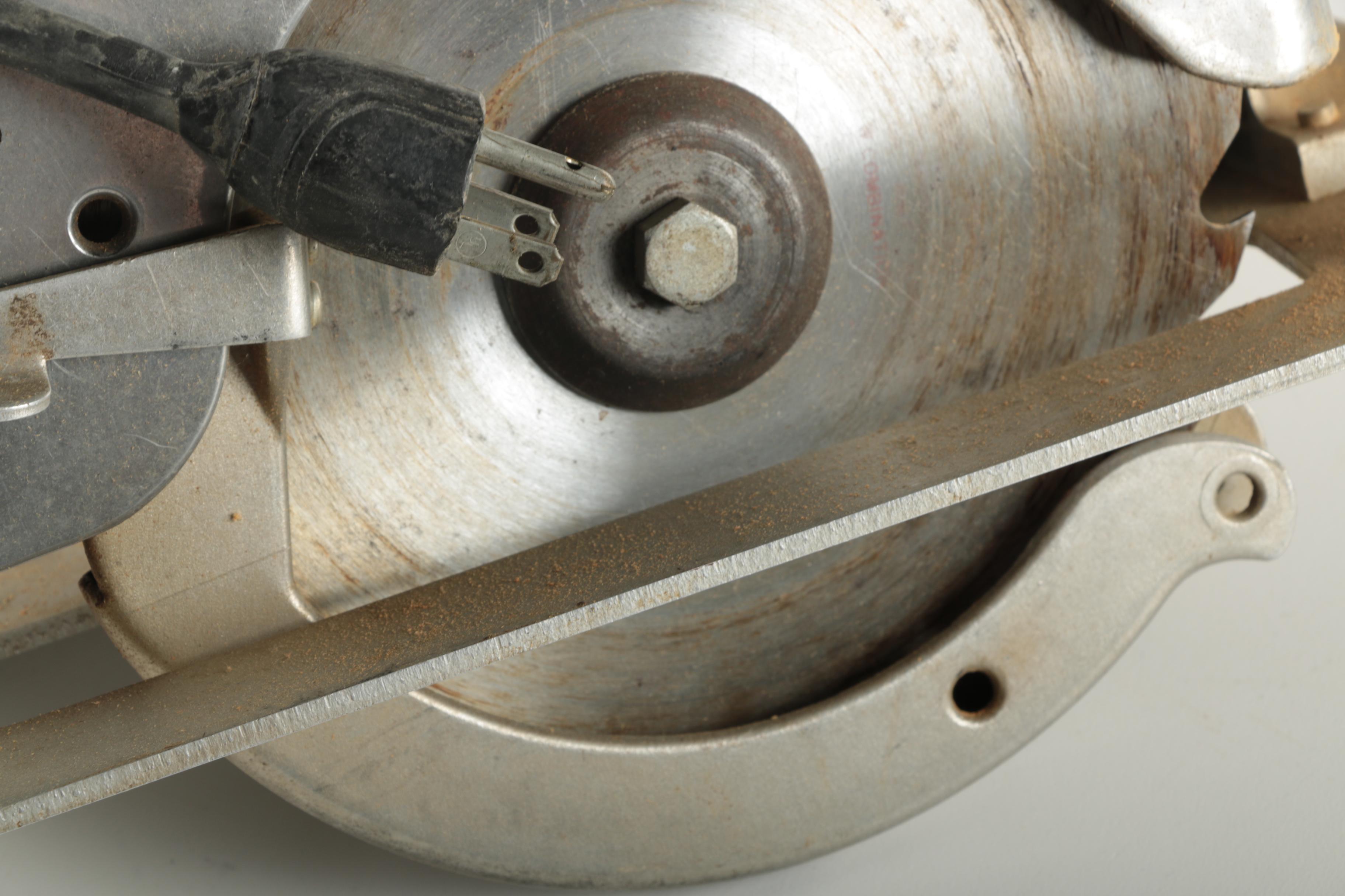 Vintage Black &  Decker Circular Saw