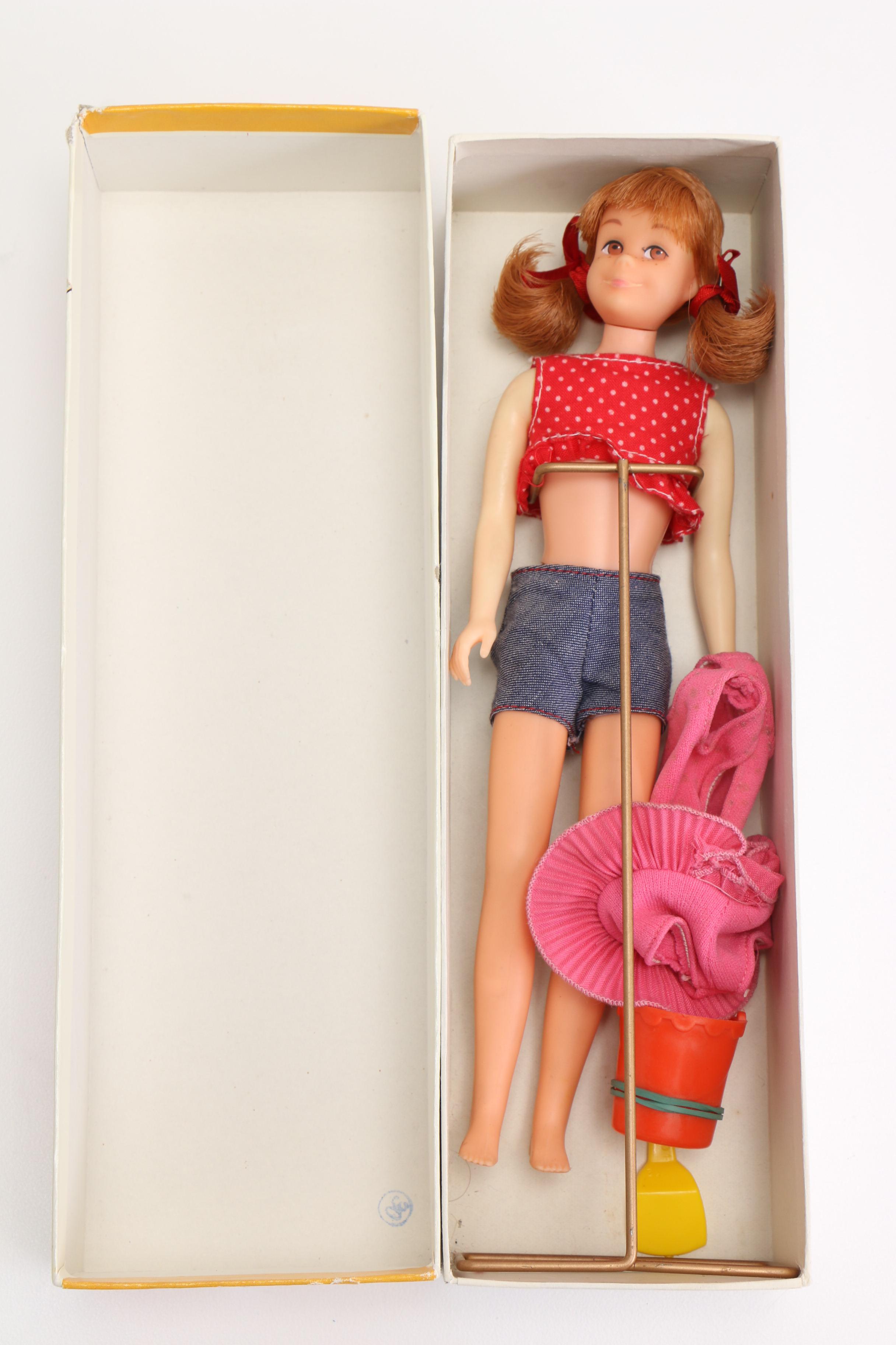 Vintage "Fashion Queen" Barbie, Skipper and Skooter Bend Legs