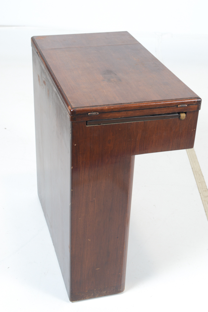 Vintage Art Deco Cabinet Singer Sewing Machine