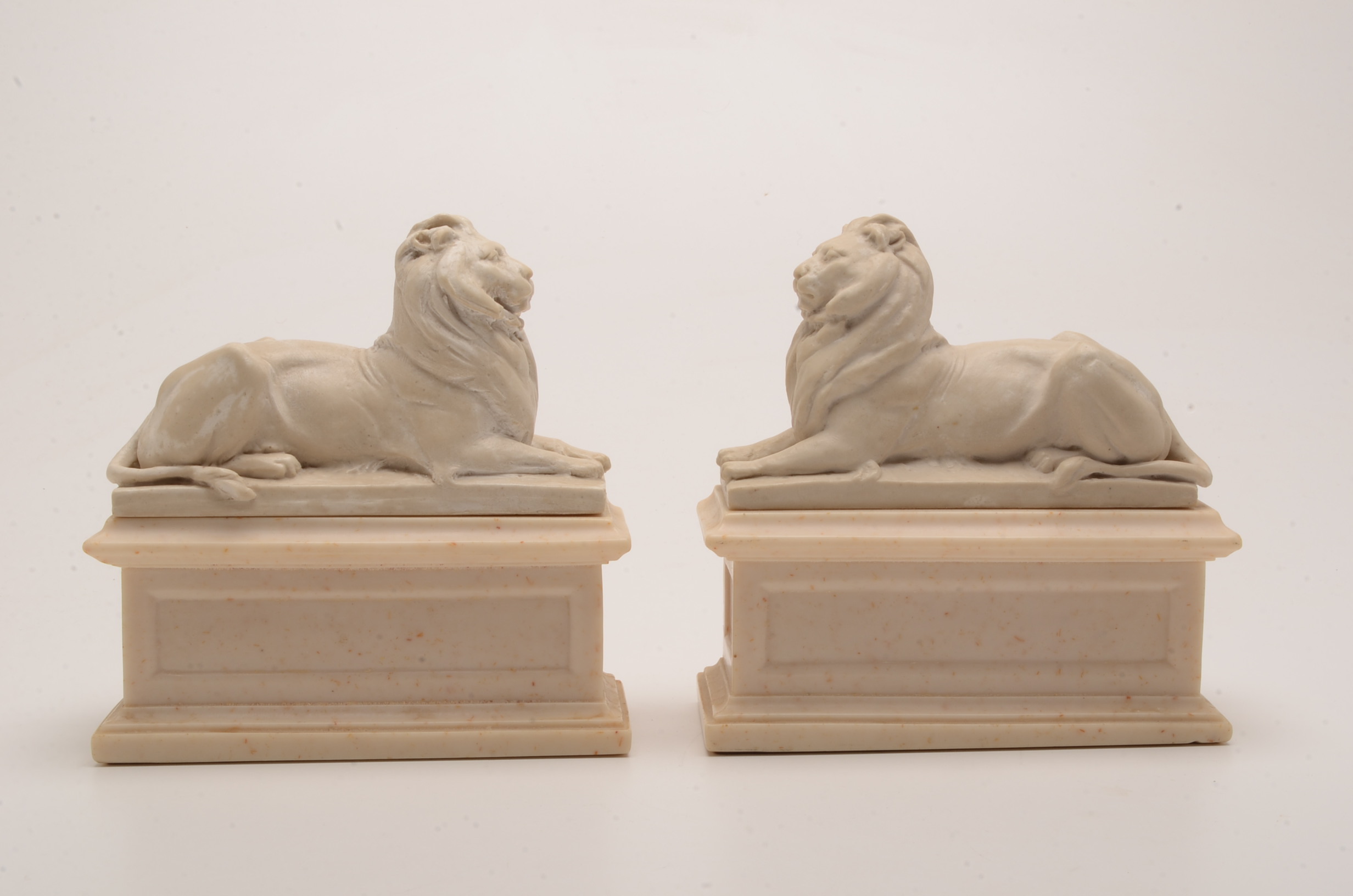 Vintage Alva Museum Replicas of NYC Public Library Lion Bookends