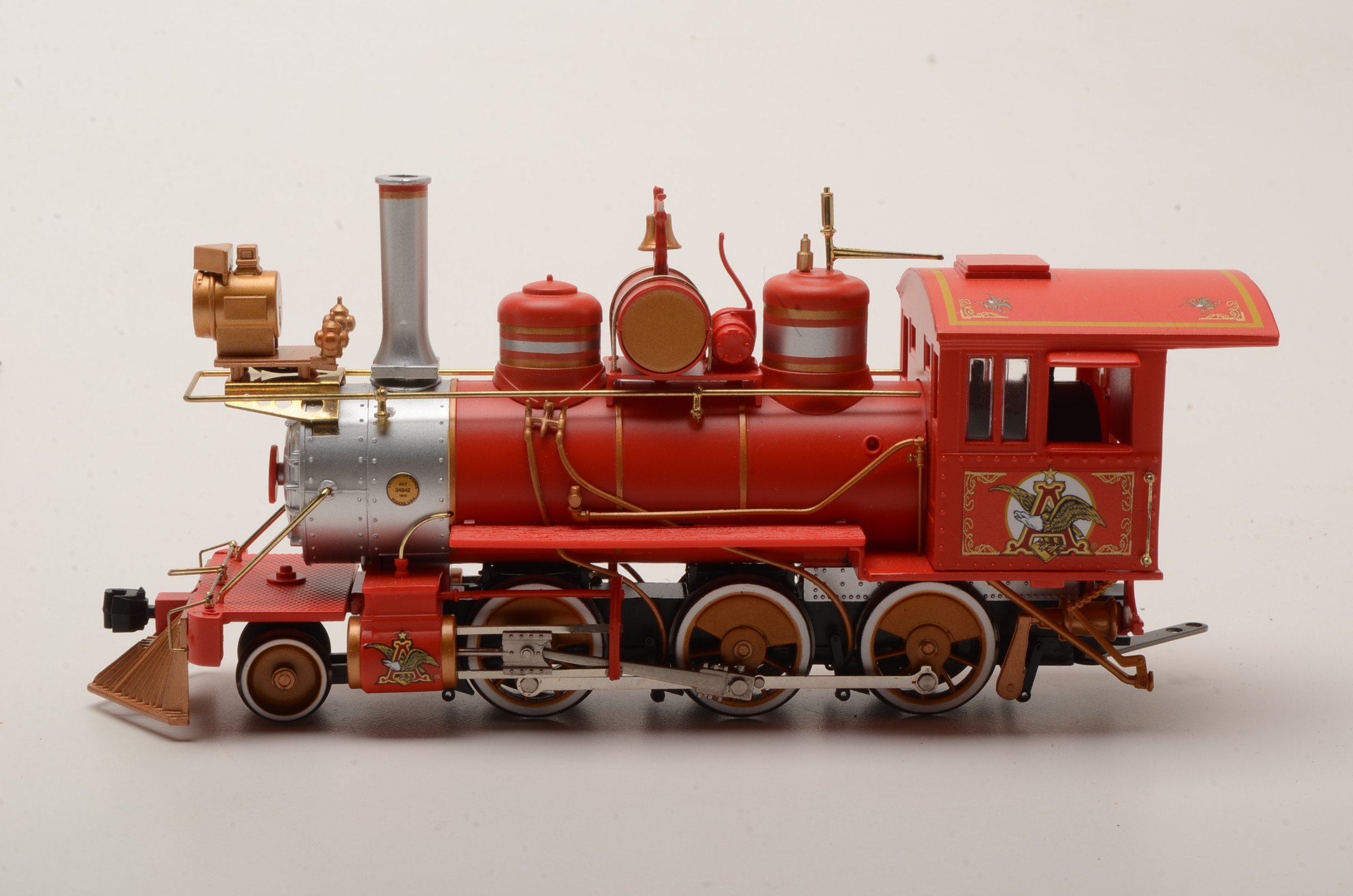 Bachmann Hawthorne Village "Budweiser Holiday Express" Train Set