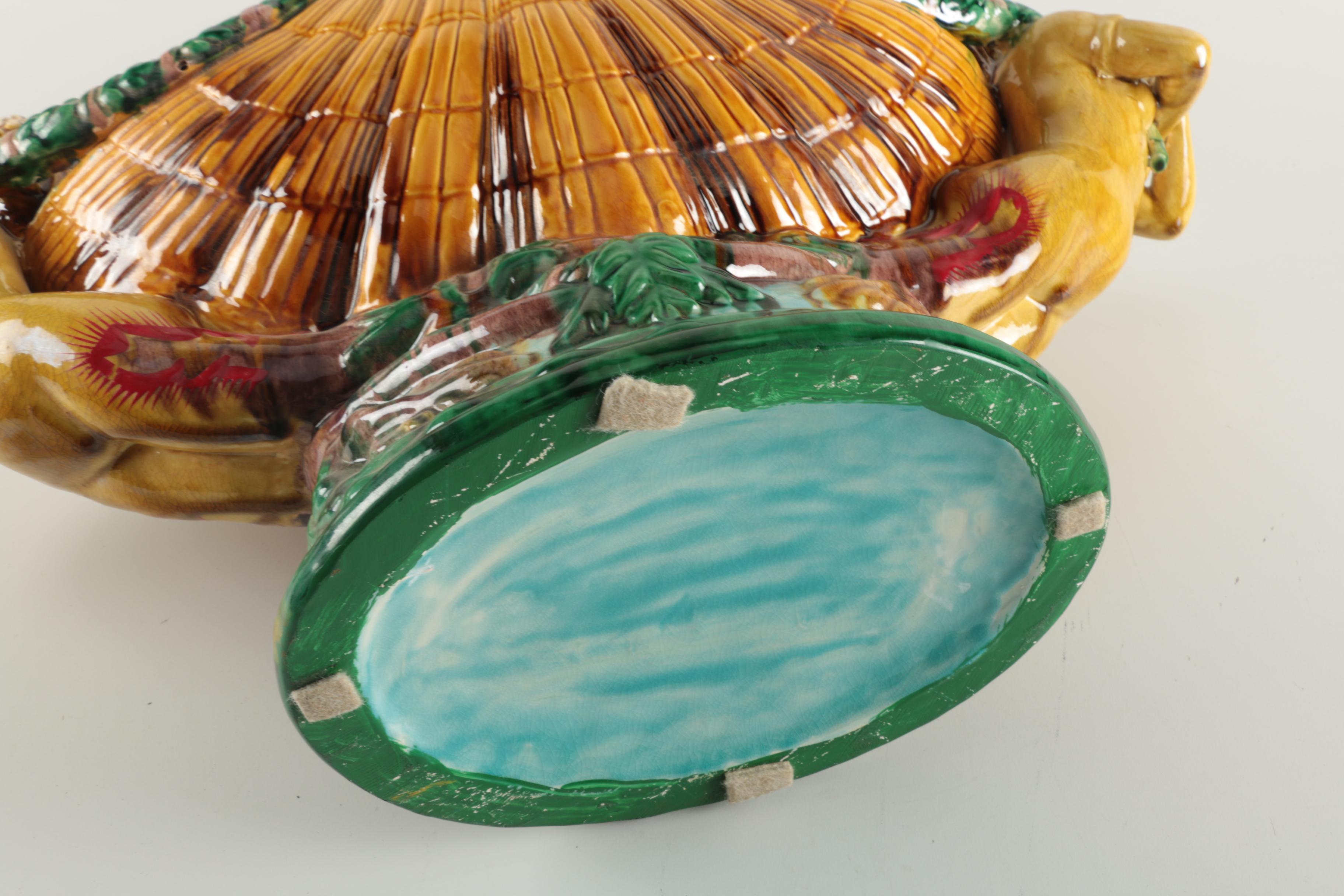 Reproduction Majolica Style Fruit Bowl