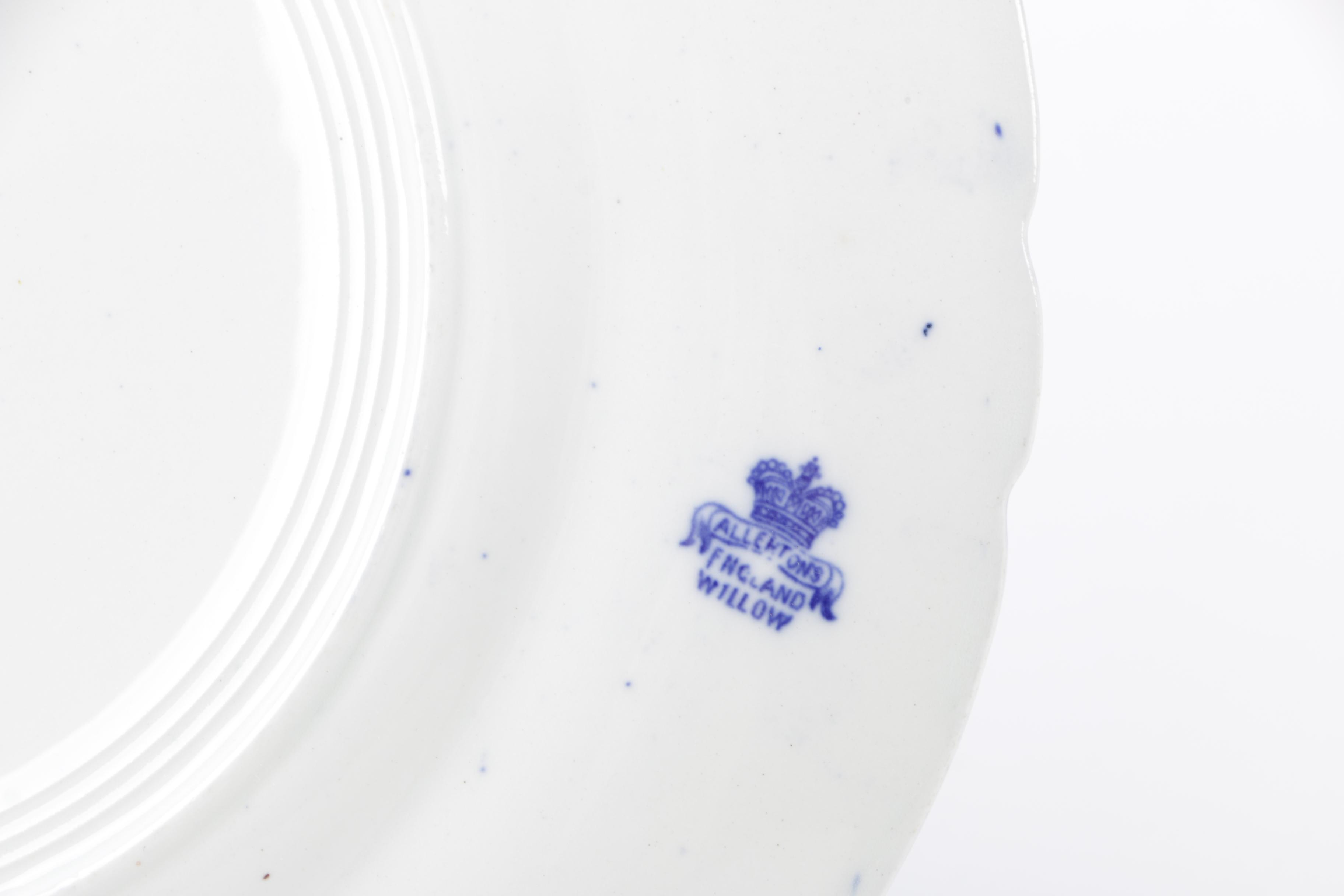 Dog-Themed Decorative Pieces with Additional Décor