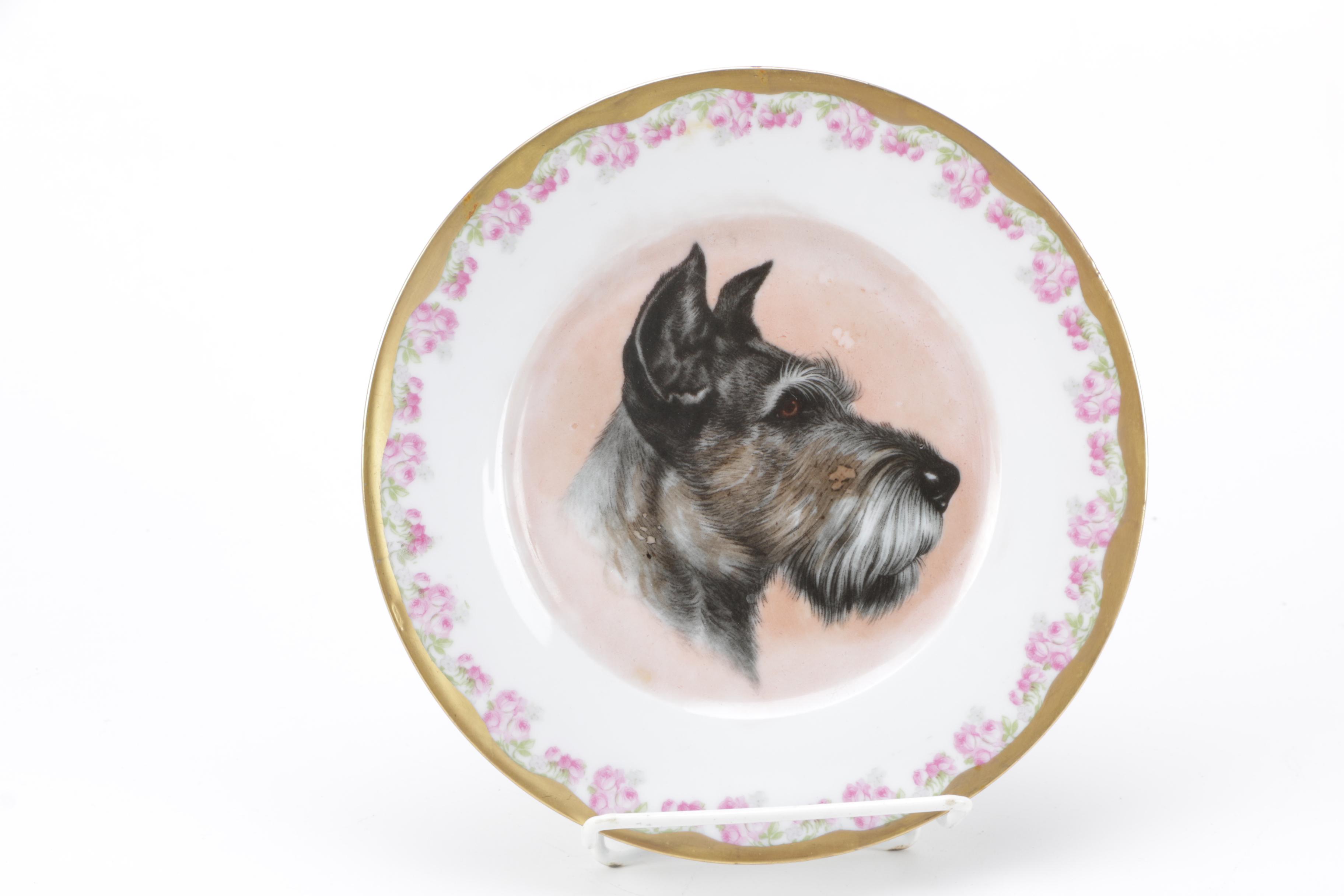 Dog-Themed Decorative Pieces with Additional Décor