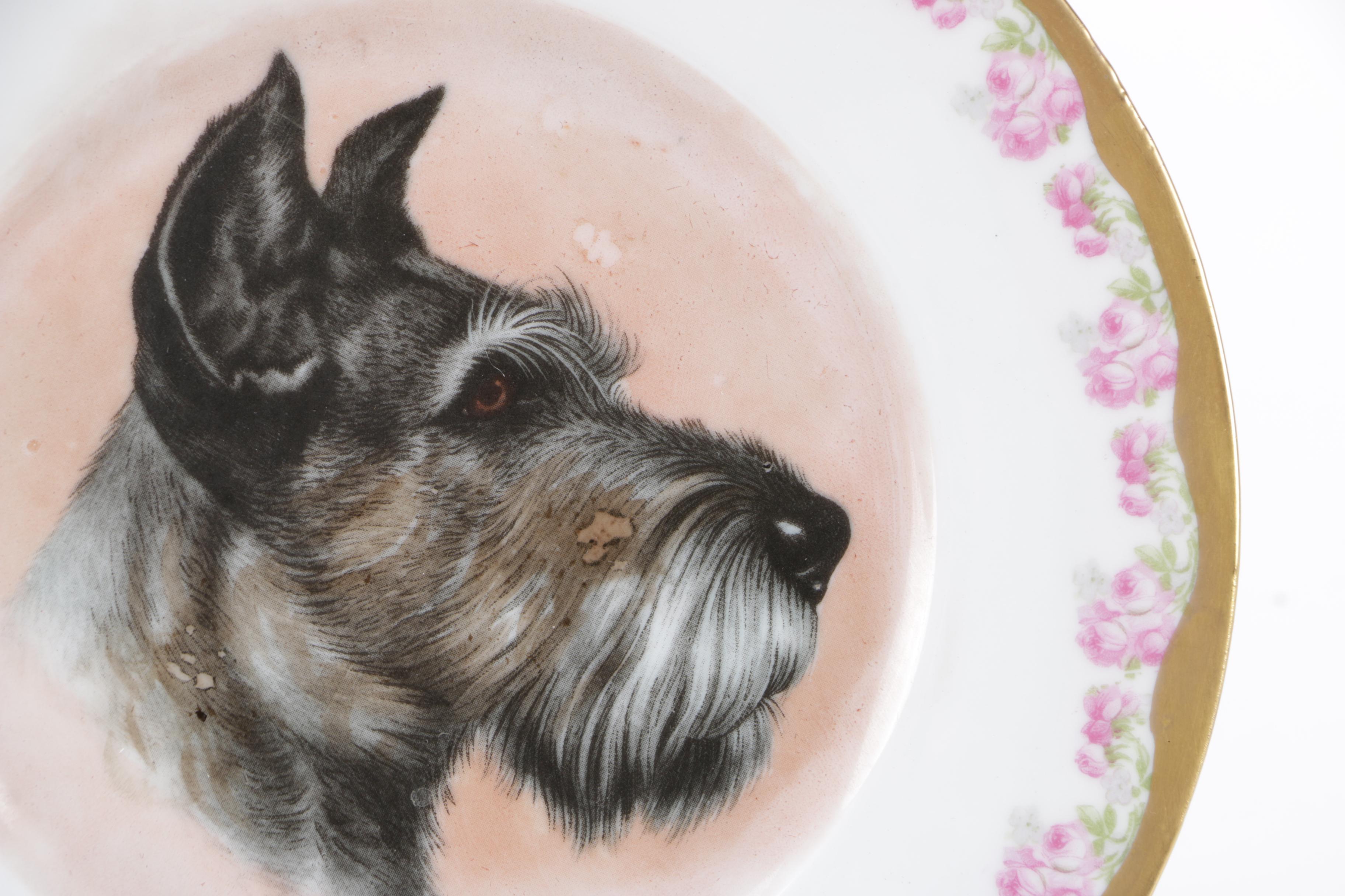 Dog-Themed Decorative Pieces with Additional Décor