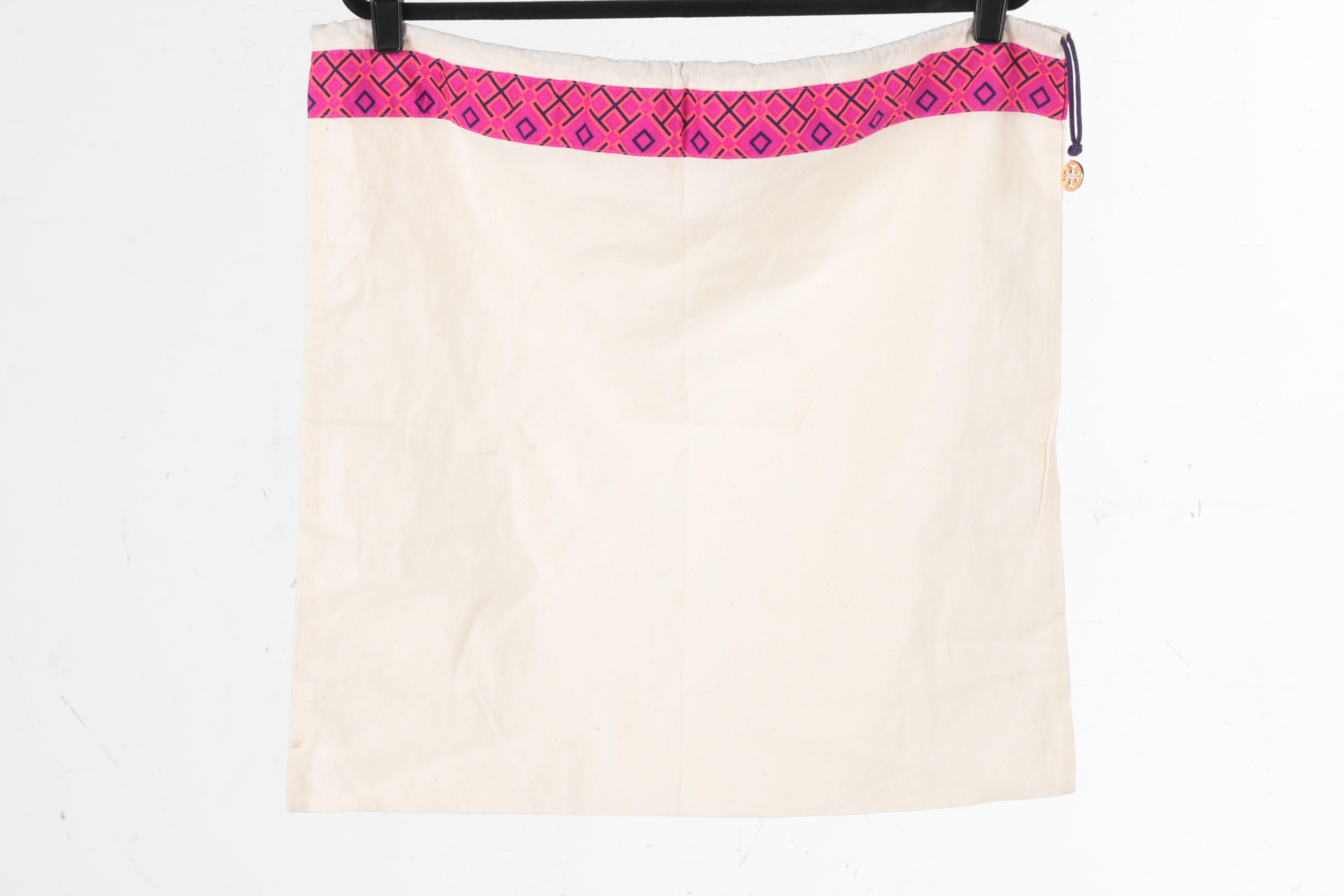 Tory Burch Izzy Zip Ankle Skinny Jeans and Canvas Bag