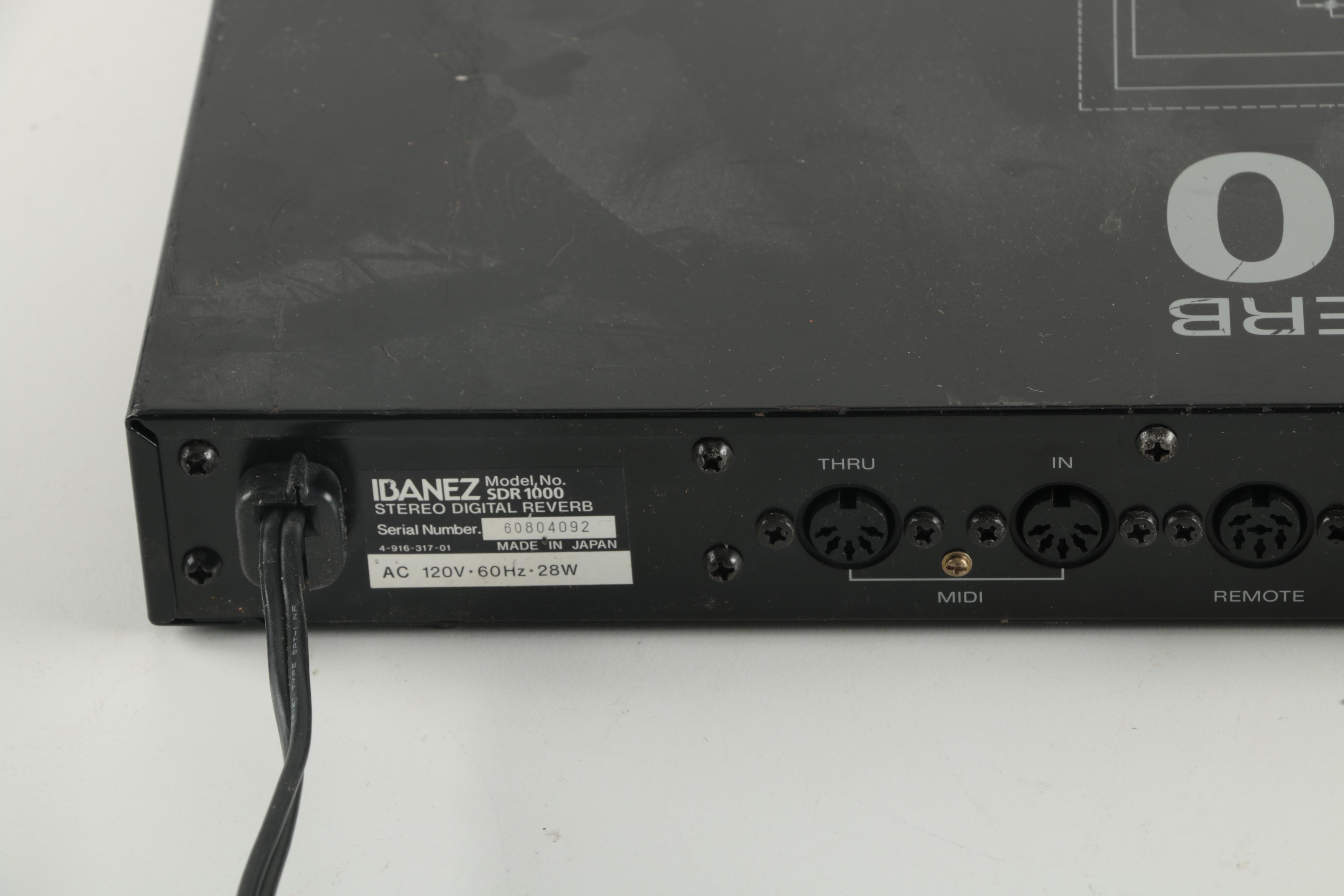 SDR 1000 Stereo Digital Reverb by Ibanez