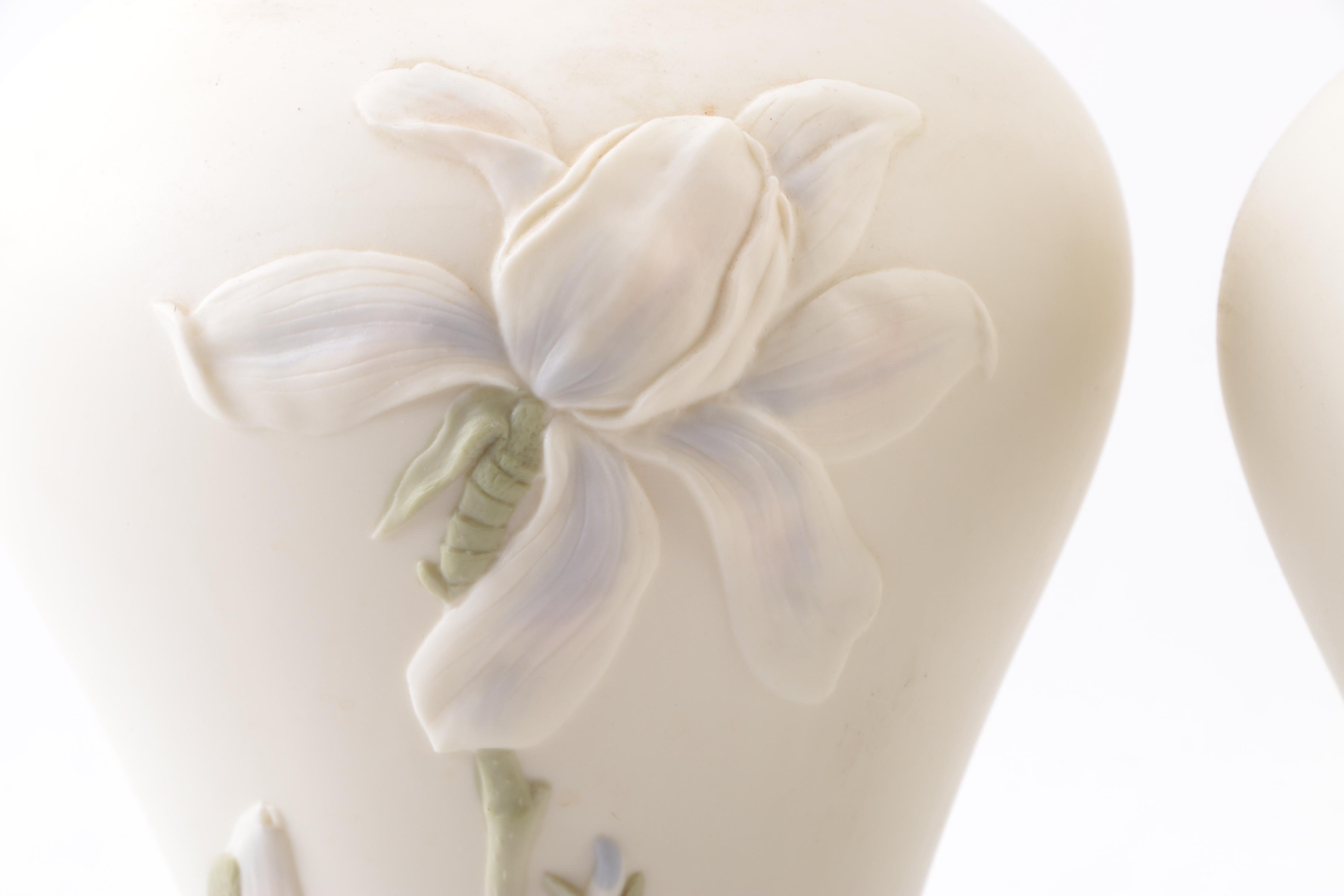 Iris Motif Porcelain Table Lamps