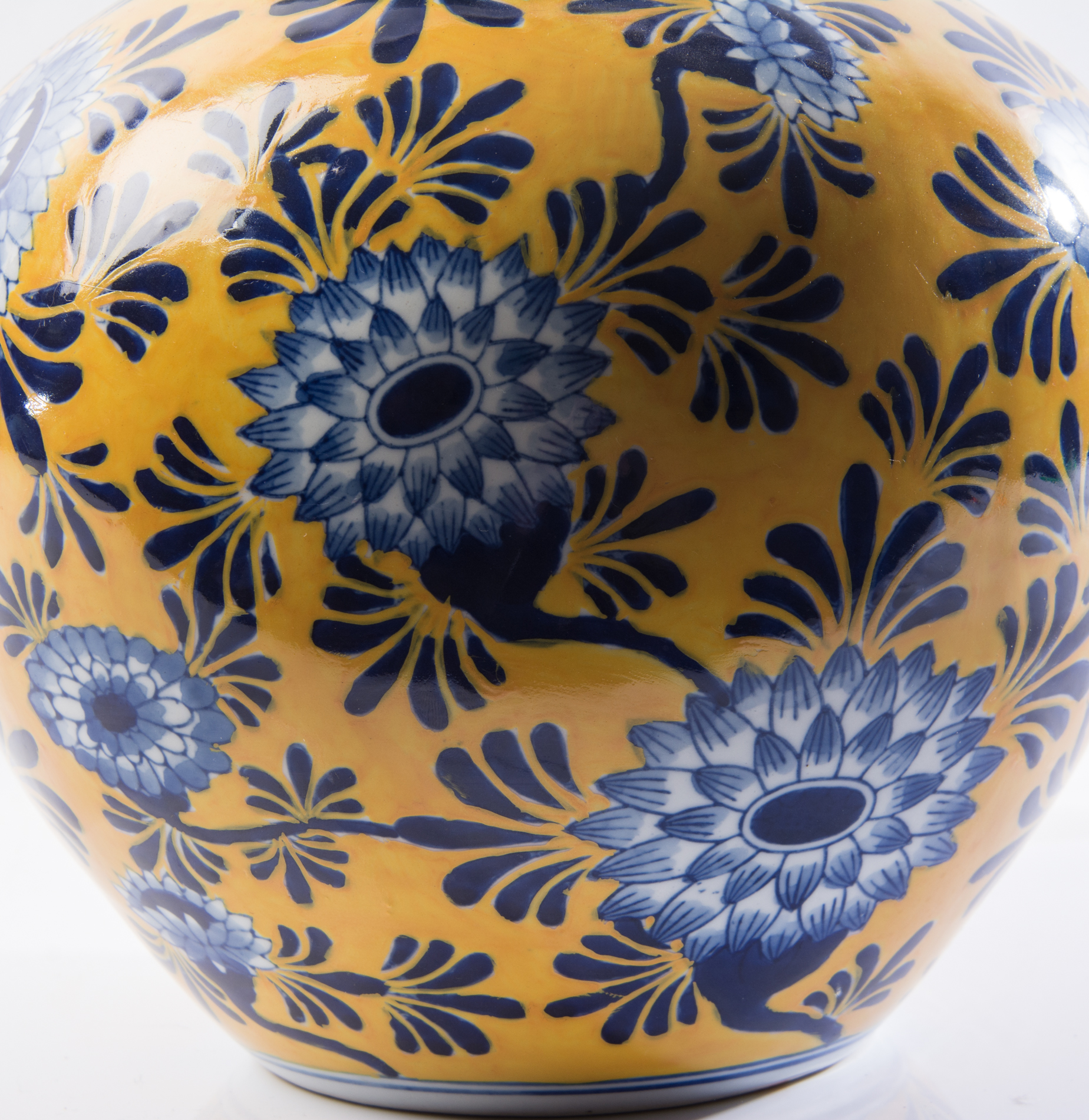 Seymour Mann Imperial China Porcelain Vase