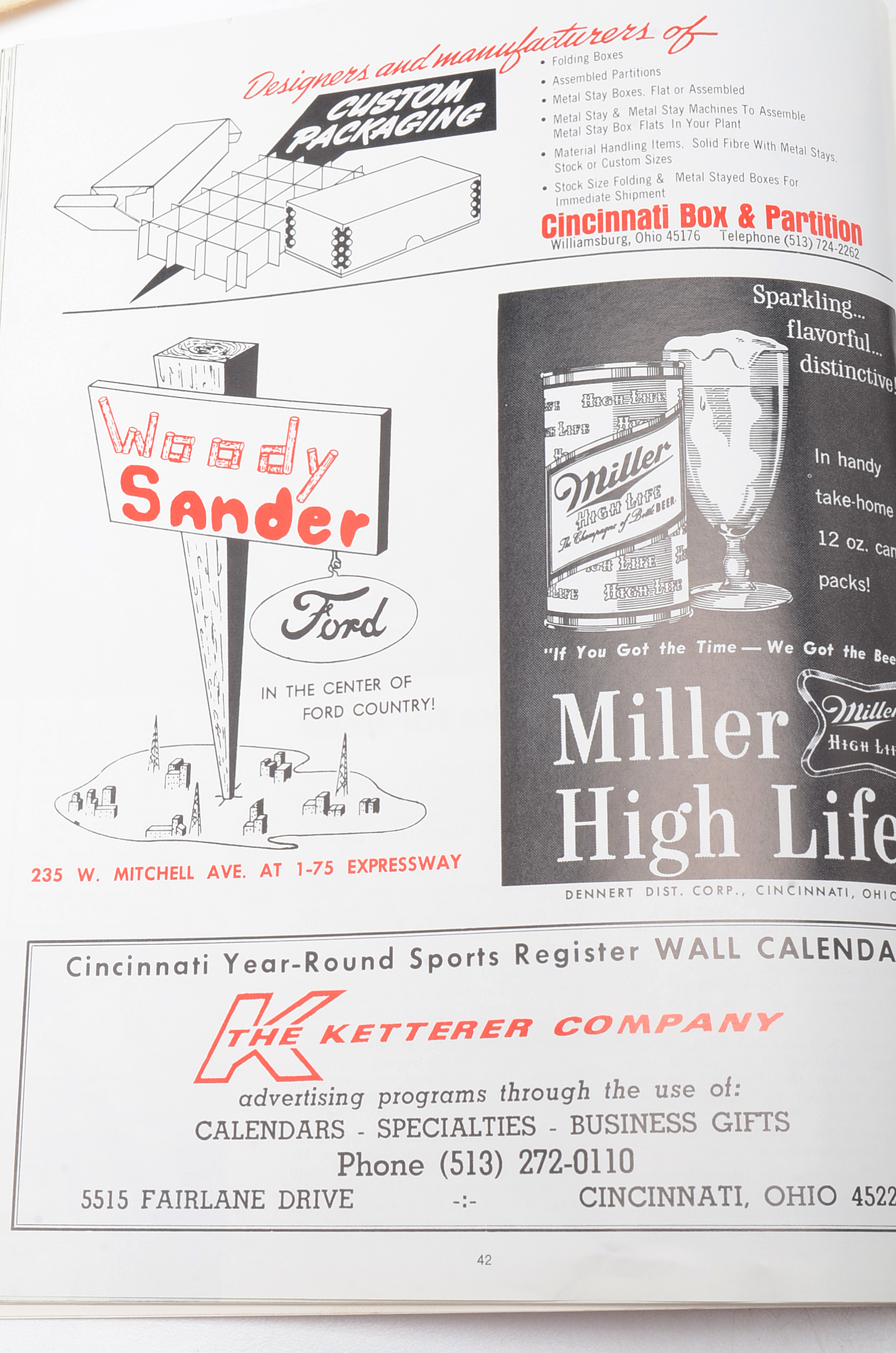 1975 Reds "World Champs" Scroll Team Pennant and Yearbook