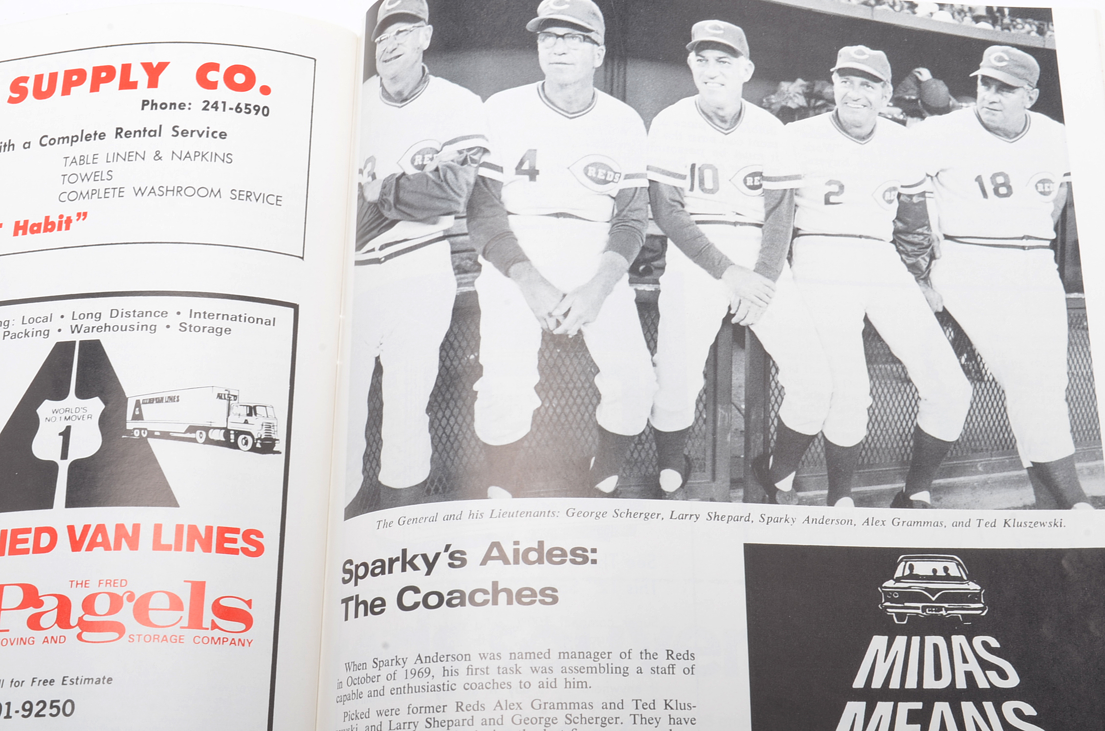 1975 Reds "World Champs" Scroll Team Pennant and Yearbook