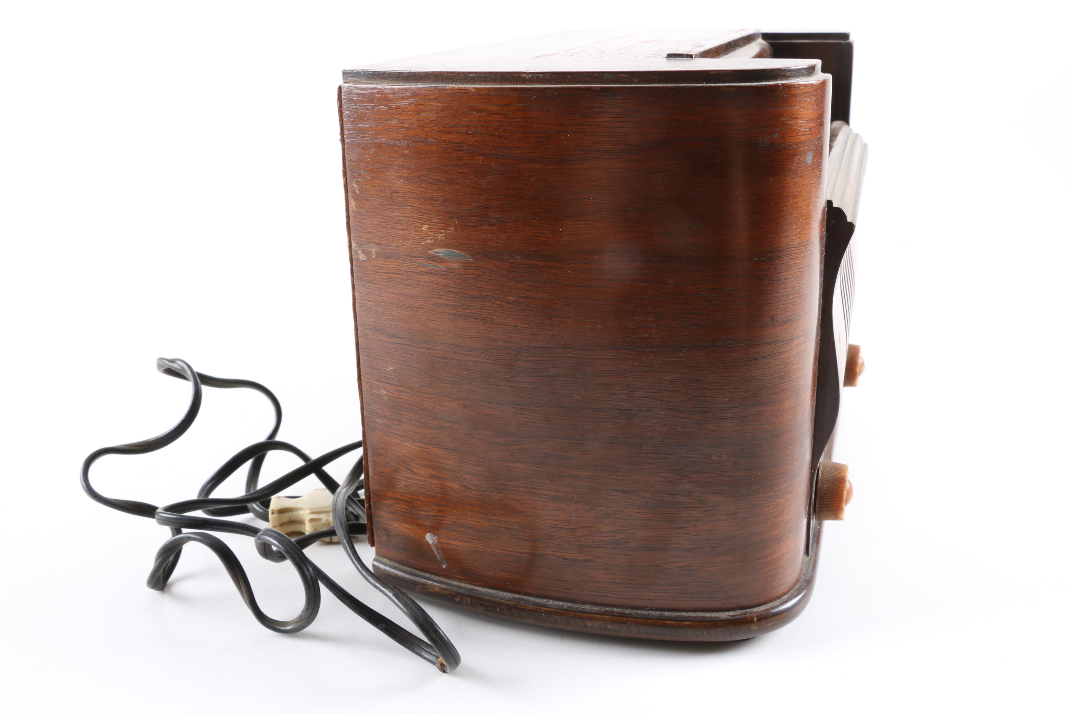 Vintage Bendix Radio