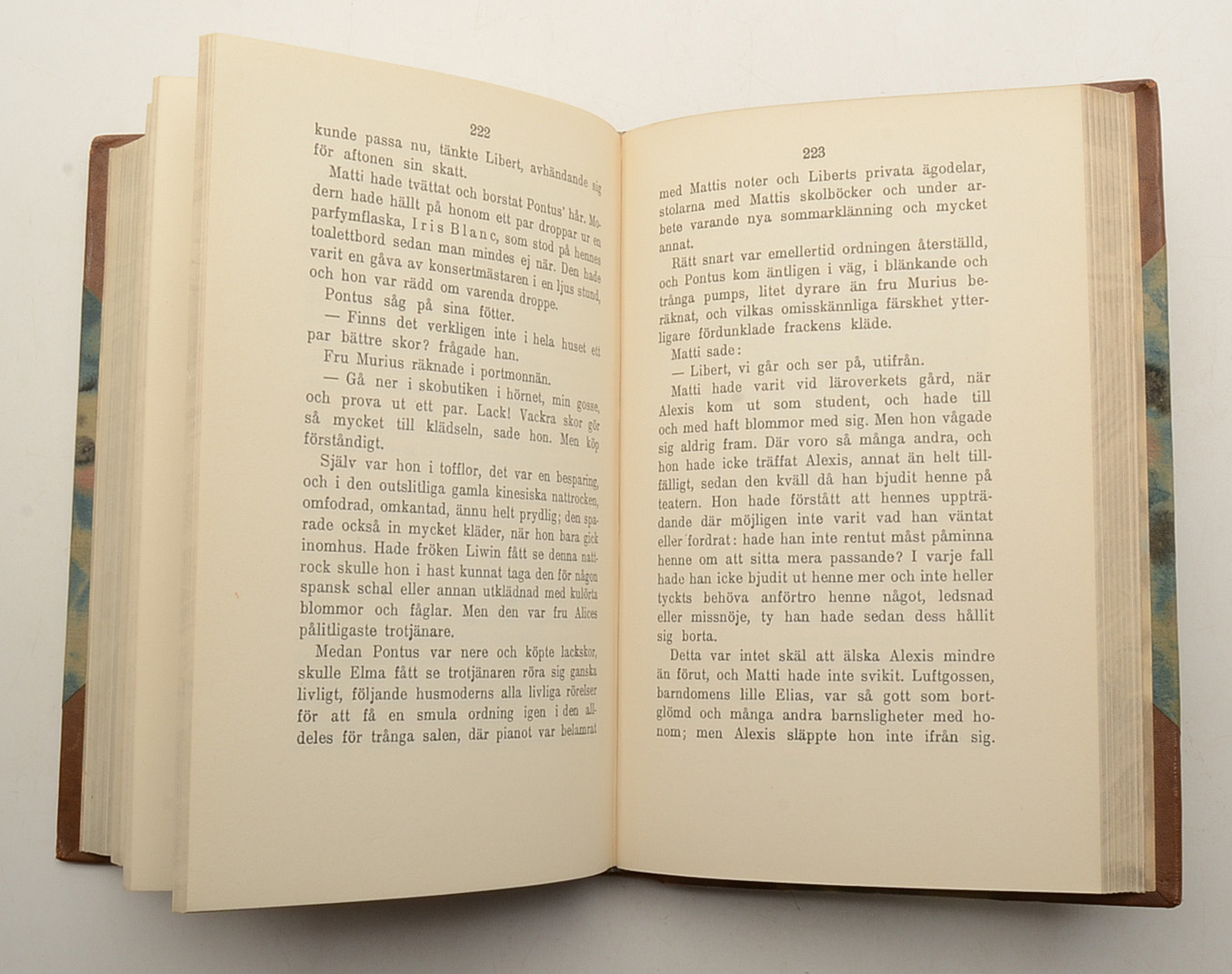 Five Vintage Swedish Language Hardcover Books