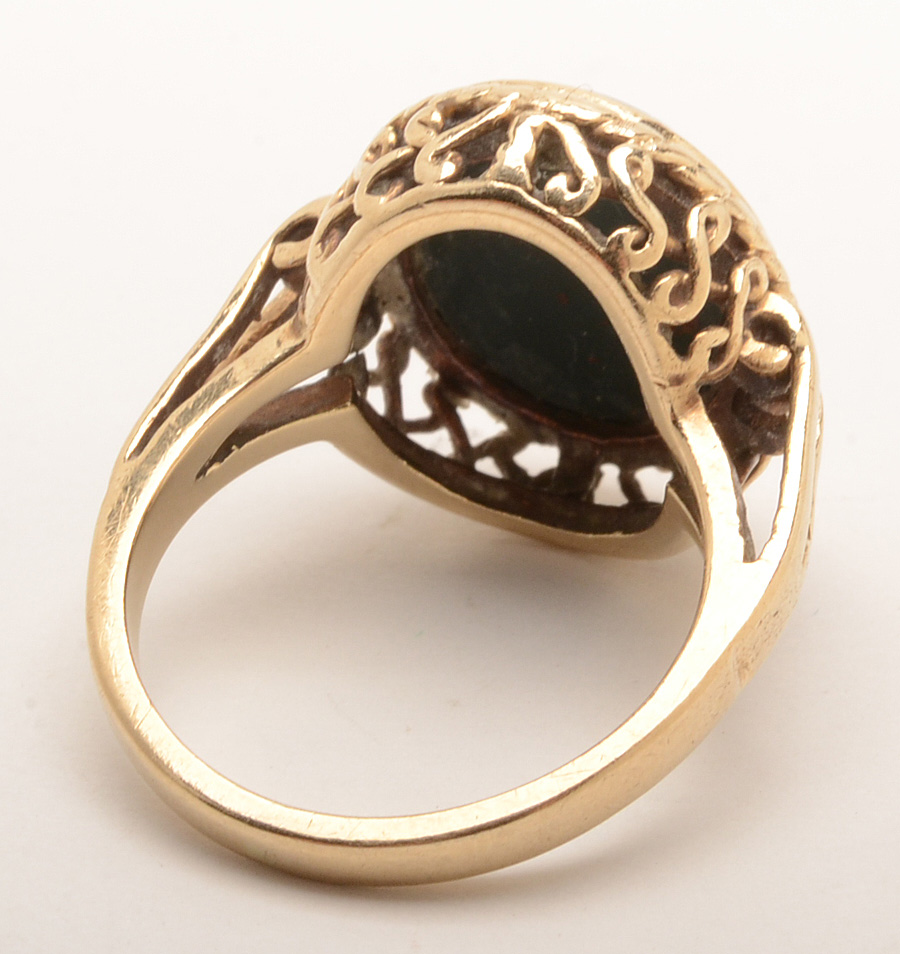 10K Yellow Gold Bloodstone Ring