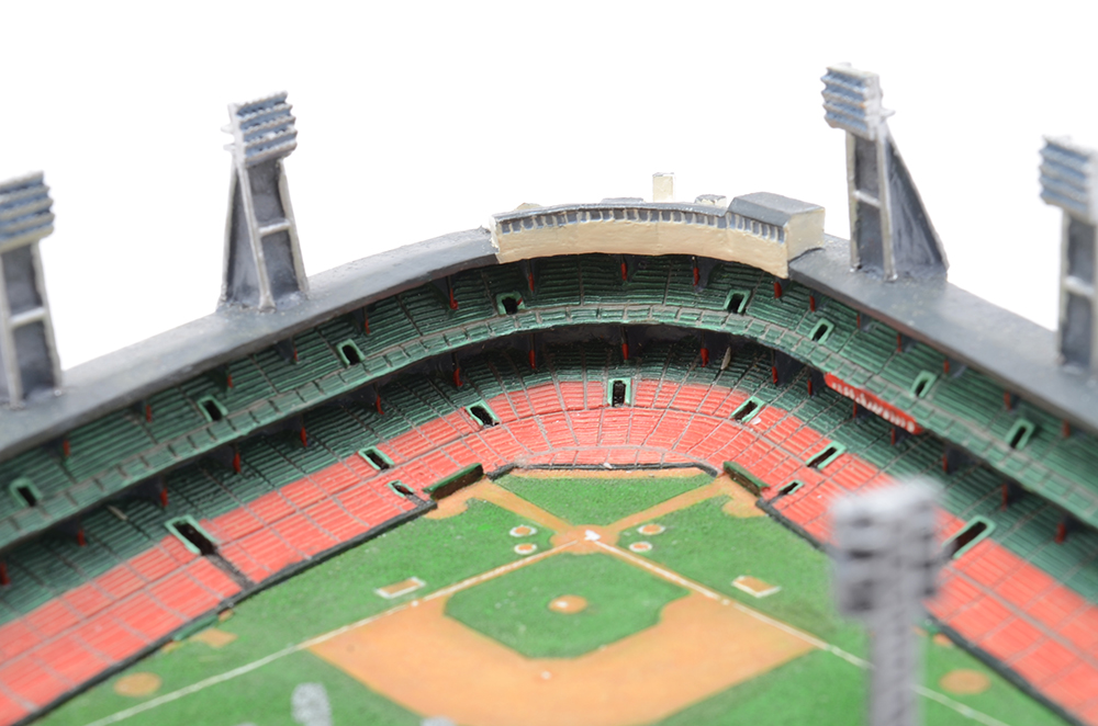 Johnny Bench Signed Crosley Field Model