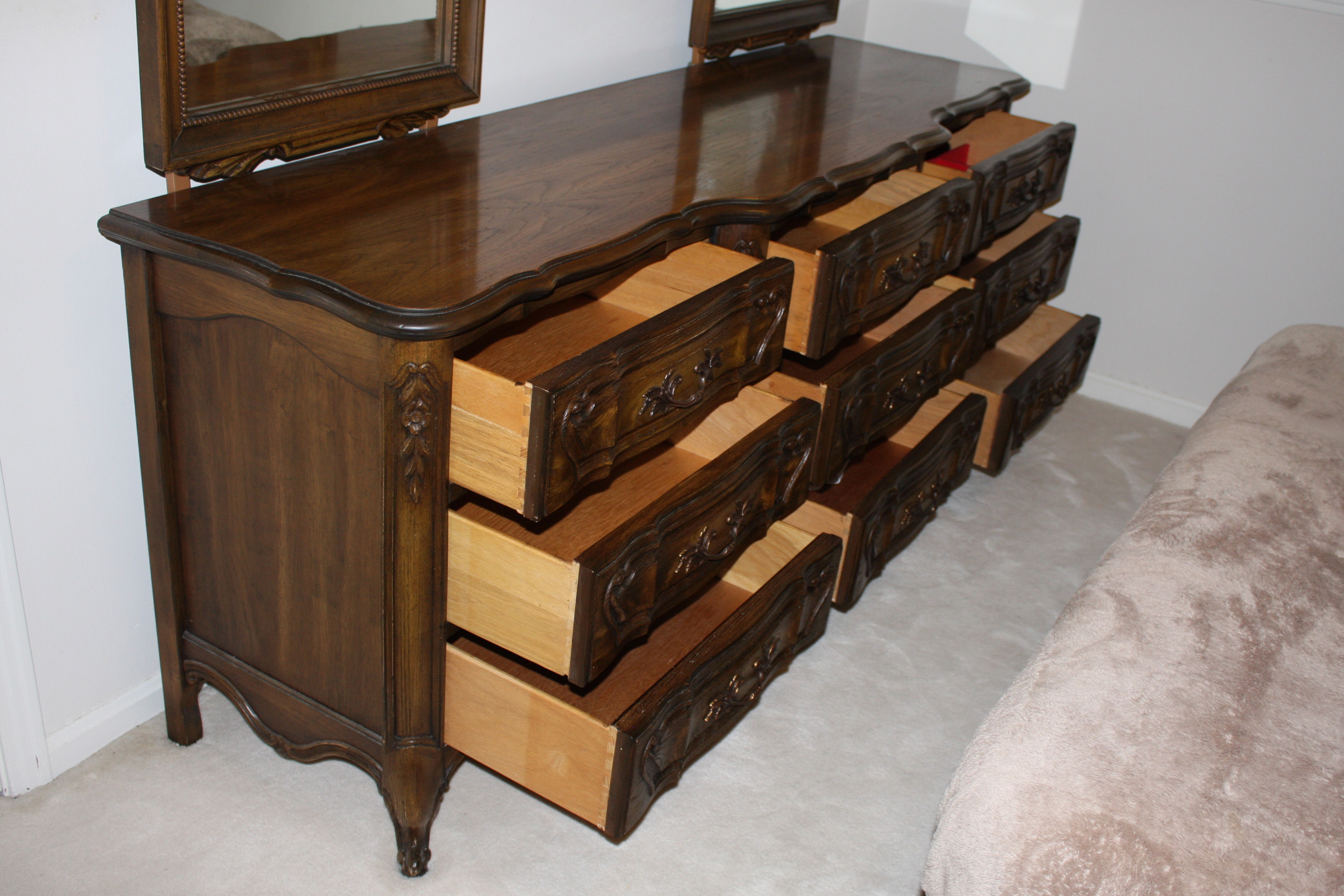 Vintage Louis XV Style Dresser with Mirrors by Stanley Furniture