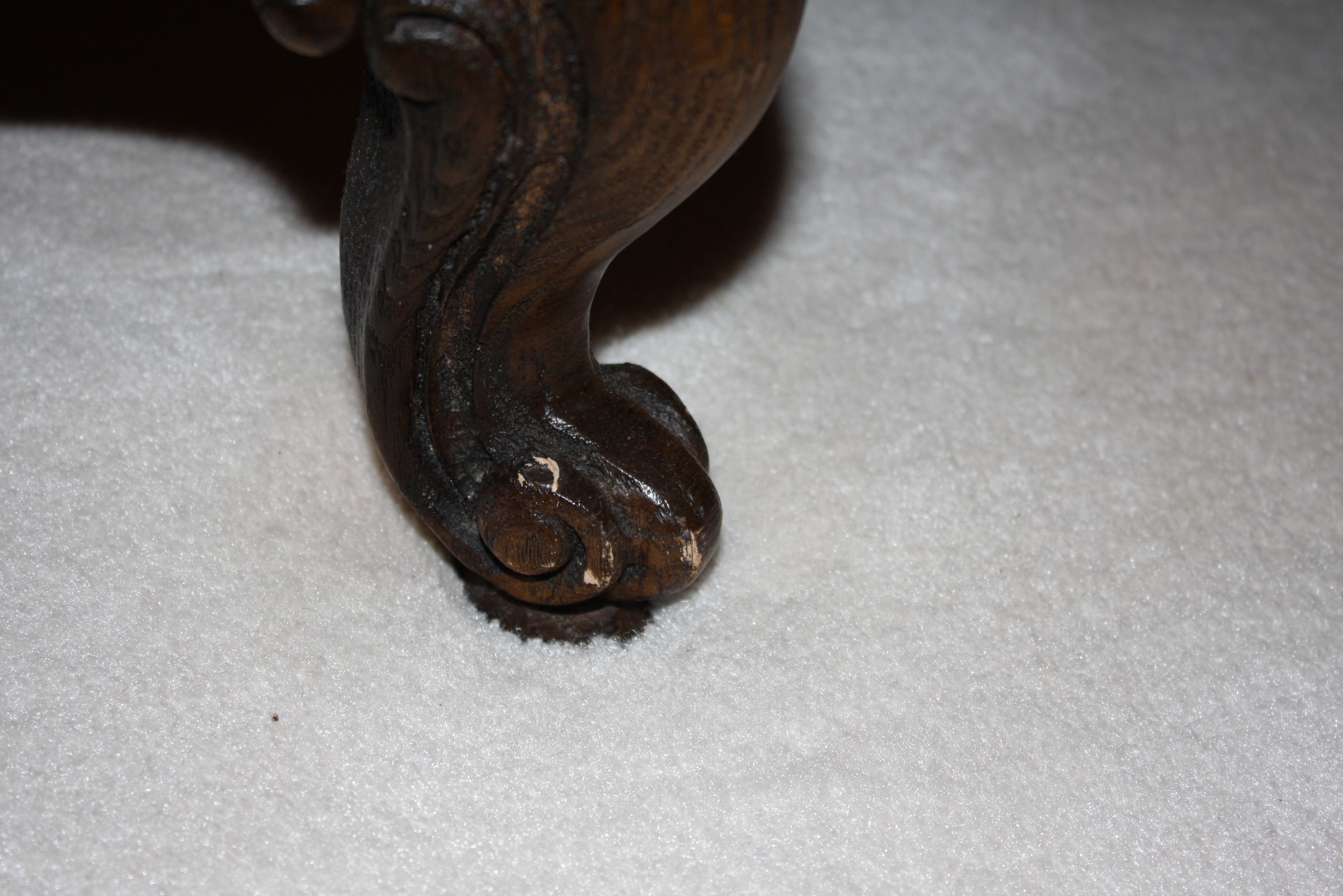 Vintage Louis XV Style Dresser with Mirrors by Stanley Furniture