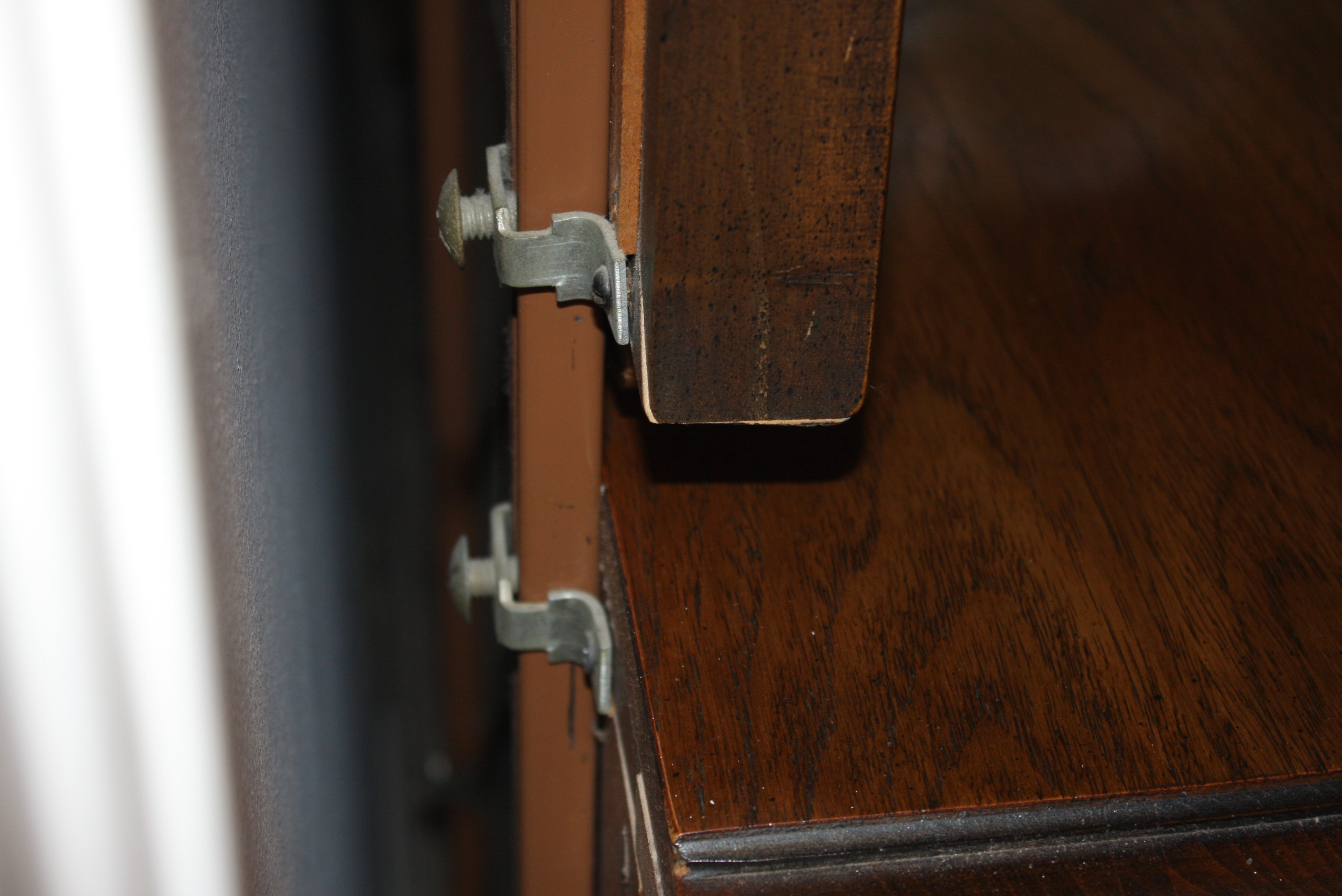 Vintage Louis XV Style Dresser with Mirrors by Stanley Furniture