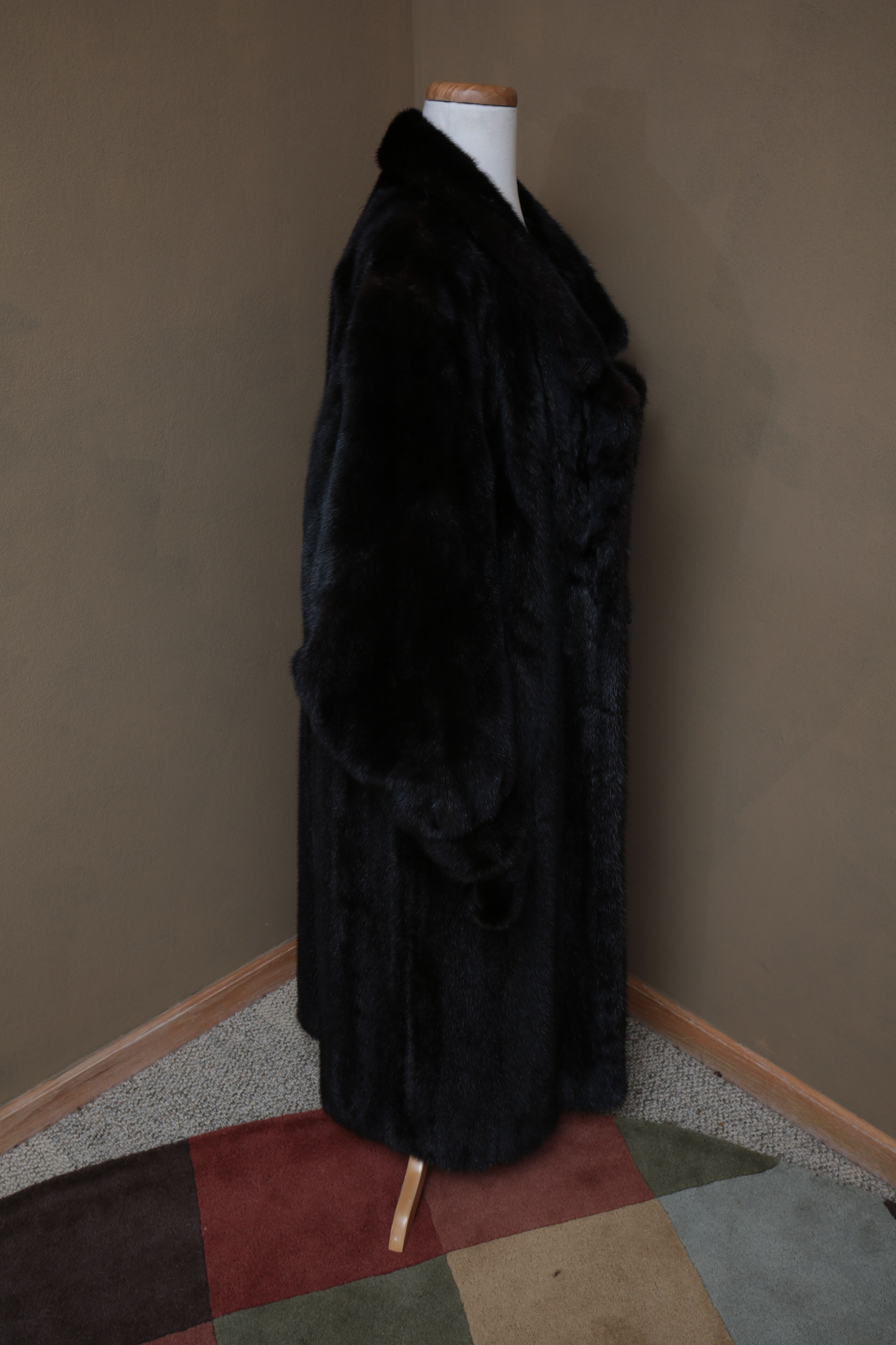 Himmel & Sons Black Orchid Mink Fur Coat