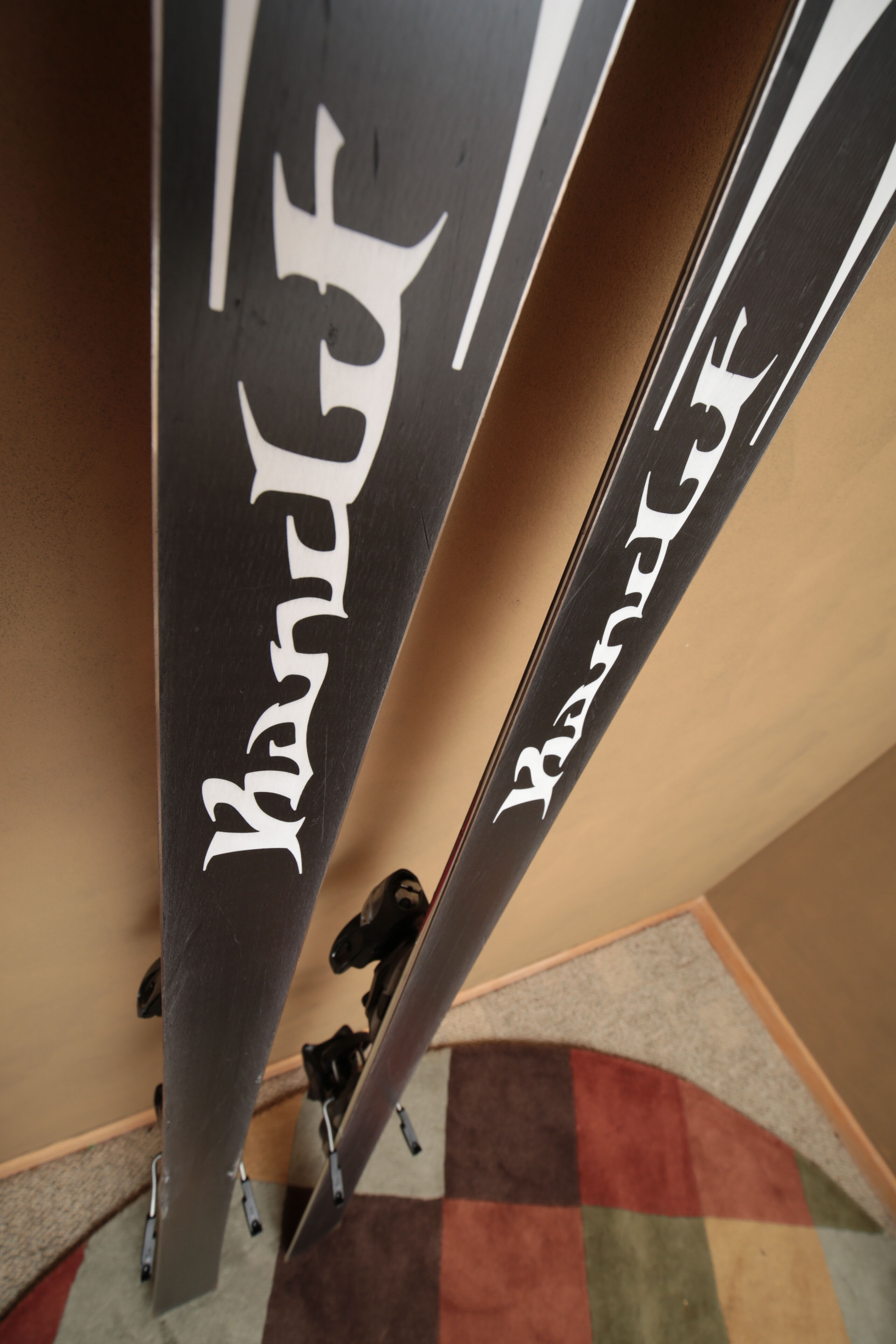 177 Rossignol Bandit XX Freeride Skis & Bindings, France