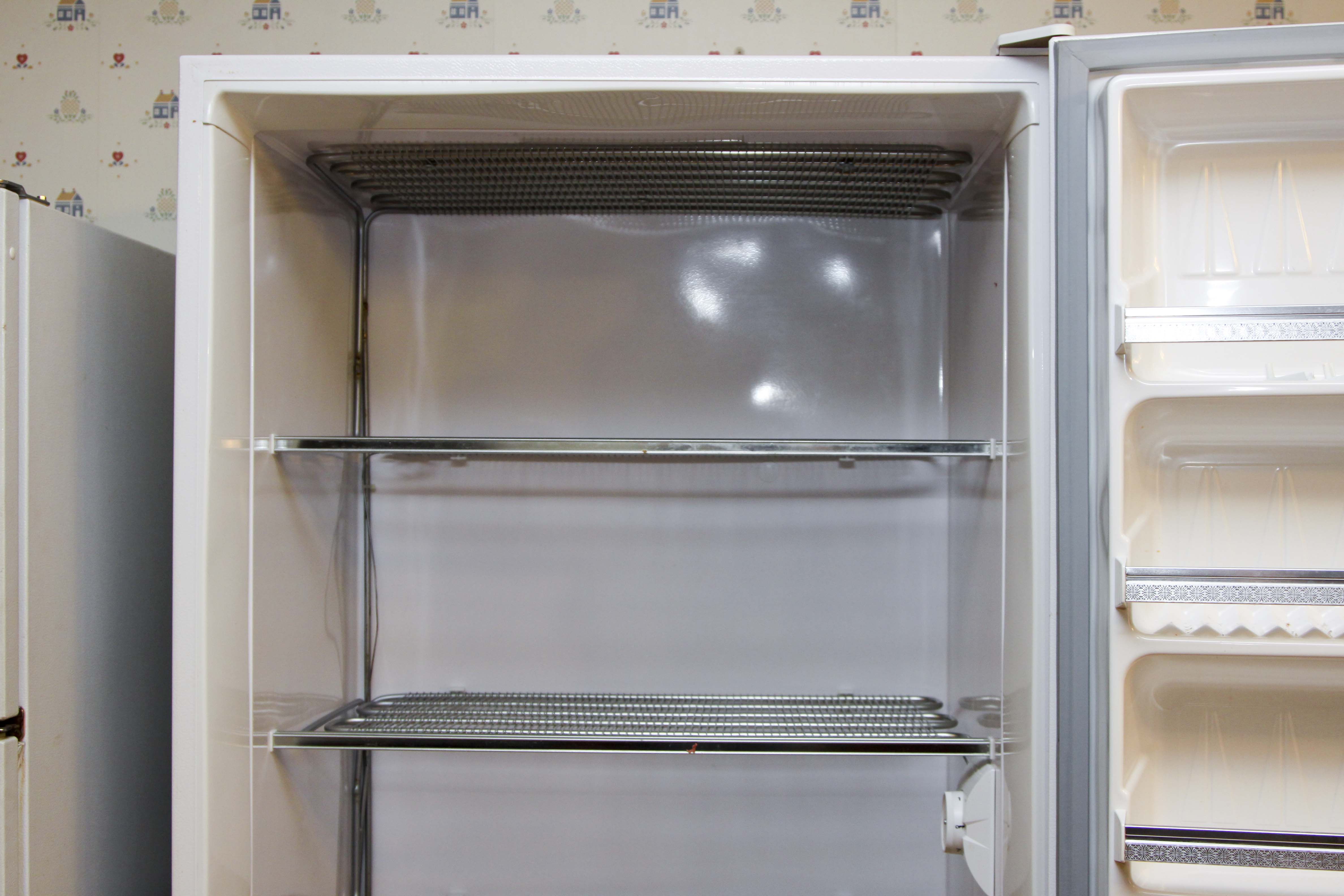 White Westinghouse Freezer