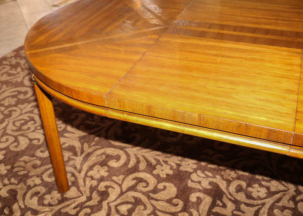 Vintage "Accolade" Dining Table and Chairs by Drexel Heritage