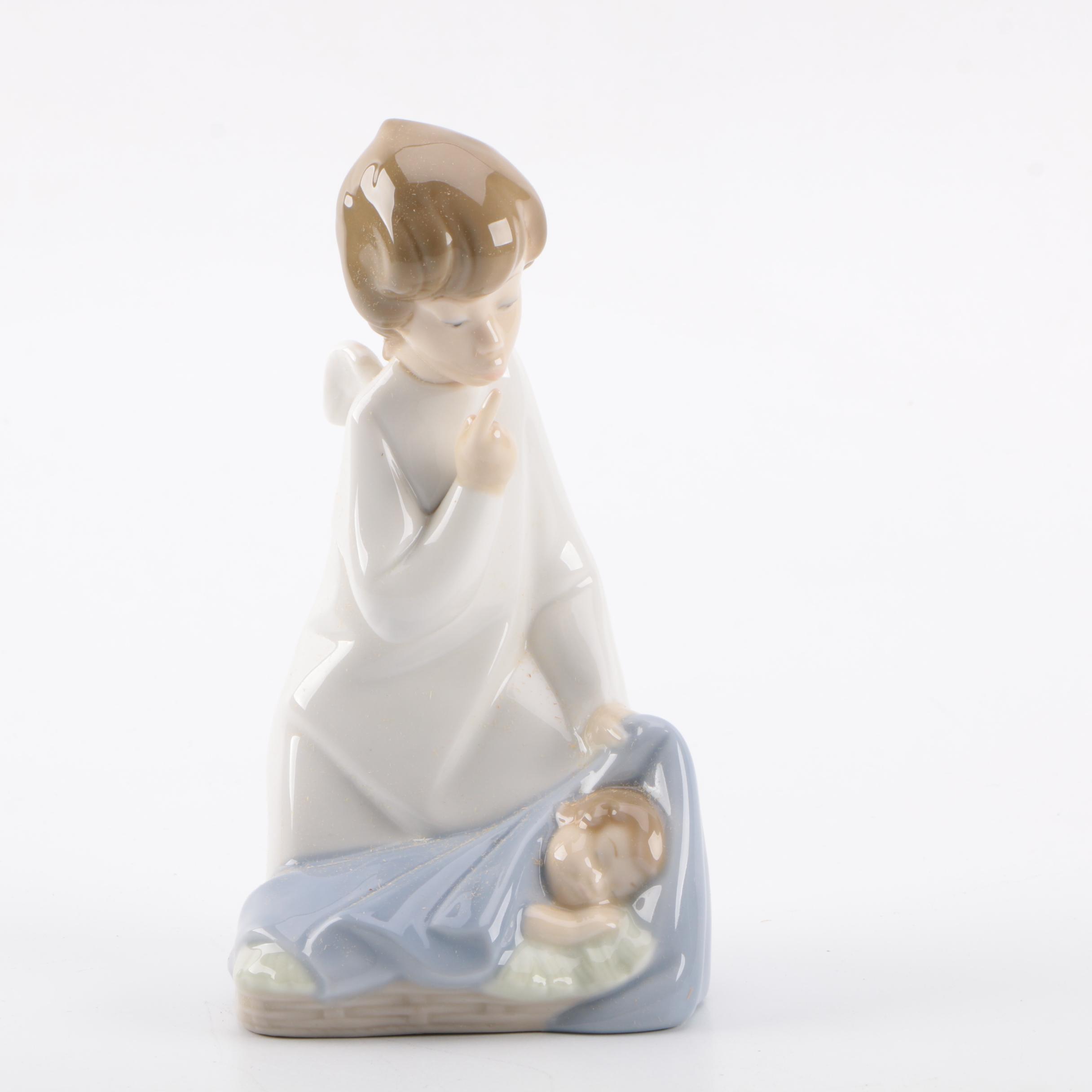 Lladro Porcelain Angel Figurine in Box