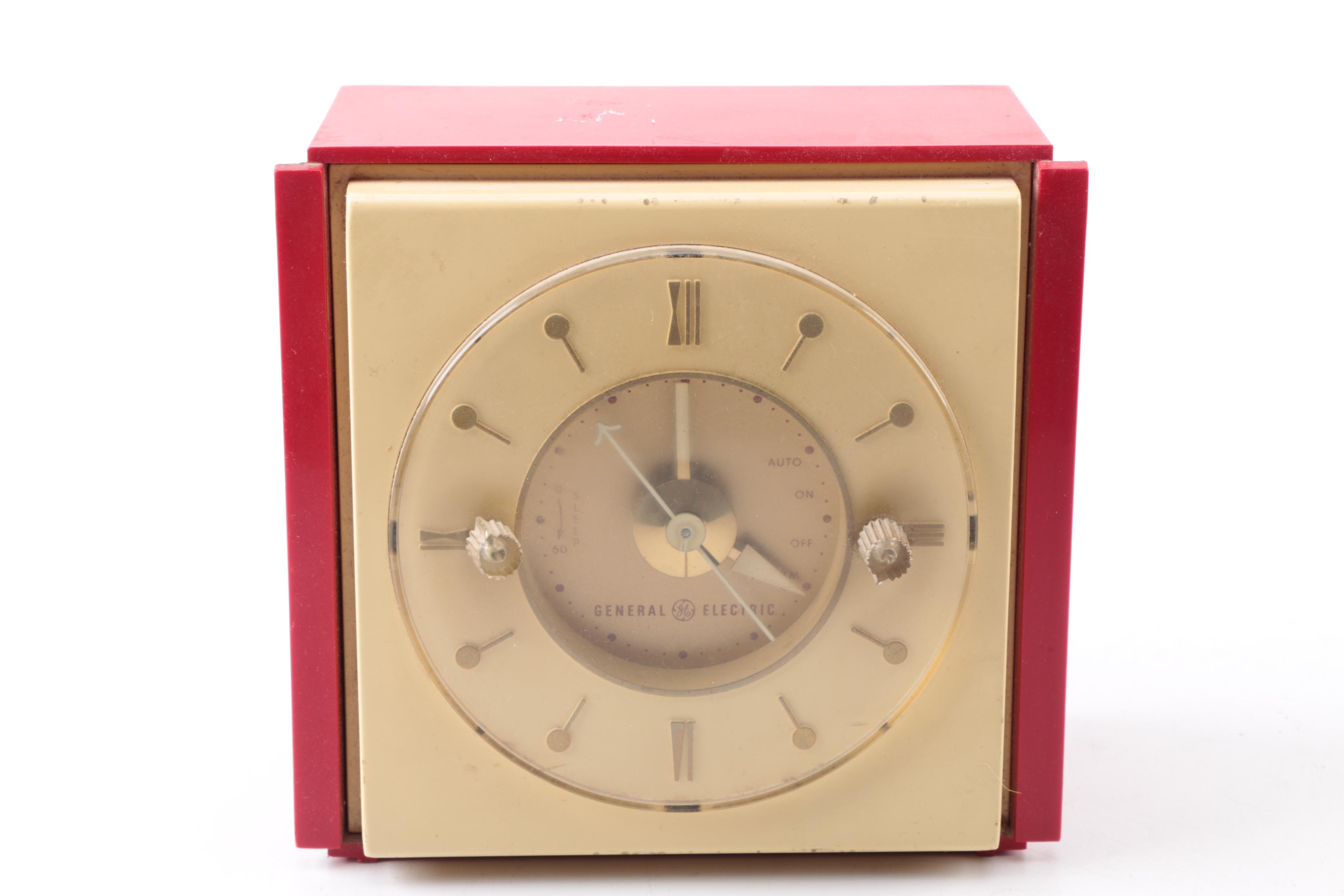 Vintage General Electric Shelf Clock