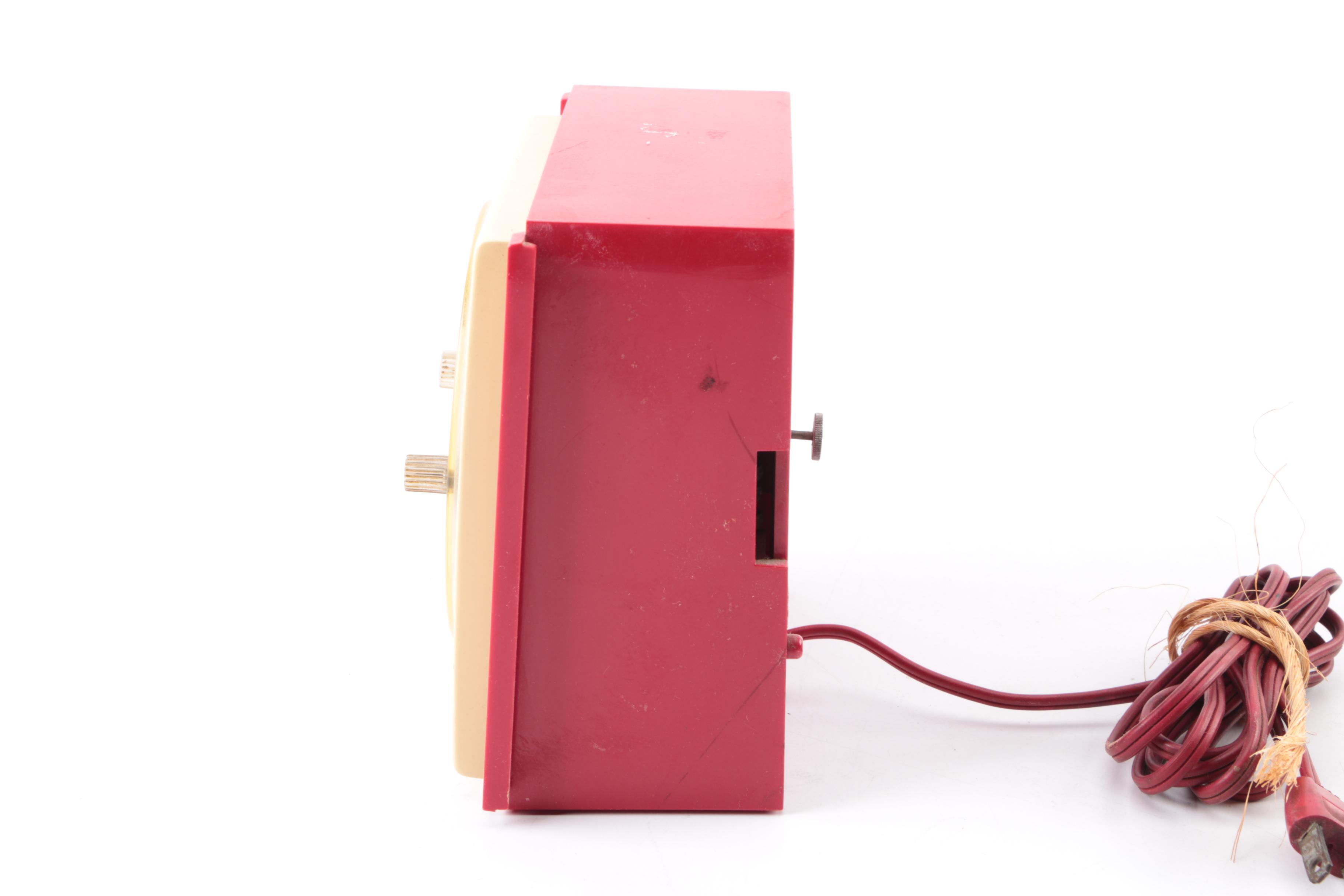 Vintage General Electric Shelf Clock