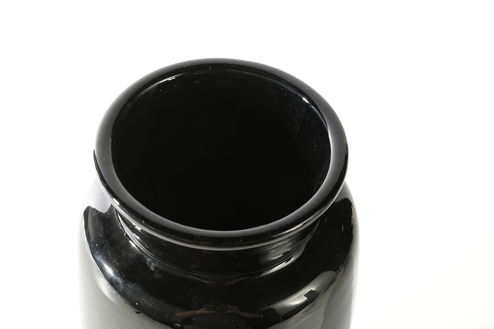 Roseville Pottery "Rosecraft" Vase