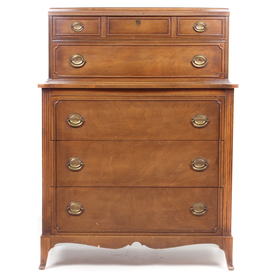 Vintage Hepplewhite Style Dresser by Thomasville Chair Company