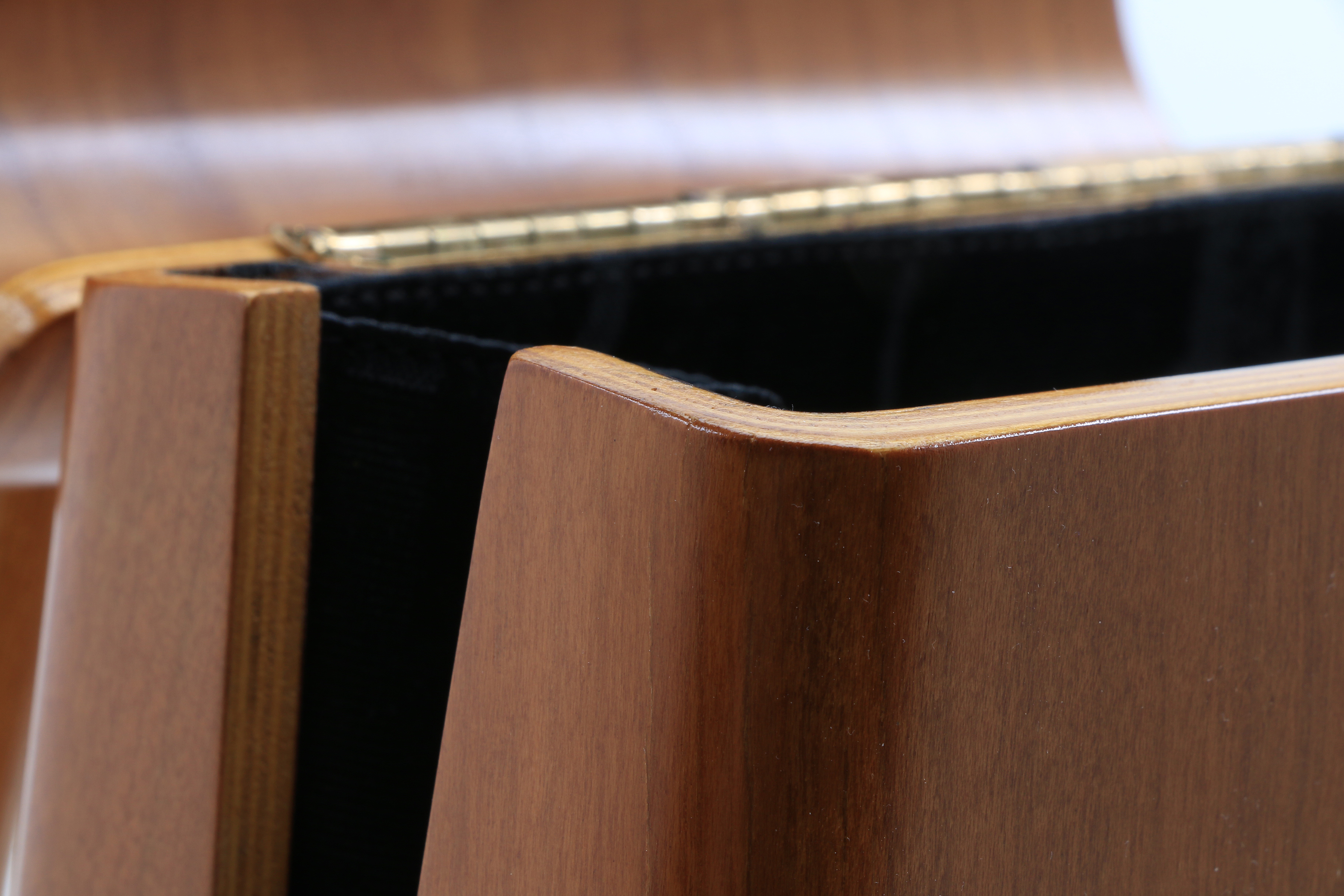 Vintage Salvatore Ferragamo Marrone "In The Wood"  Cherry Wood Handbag