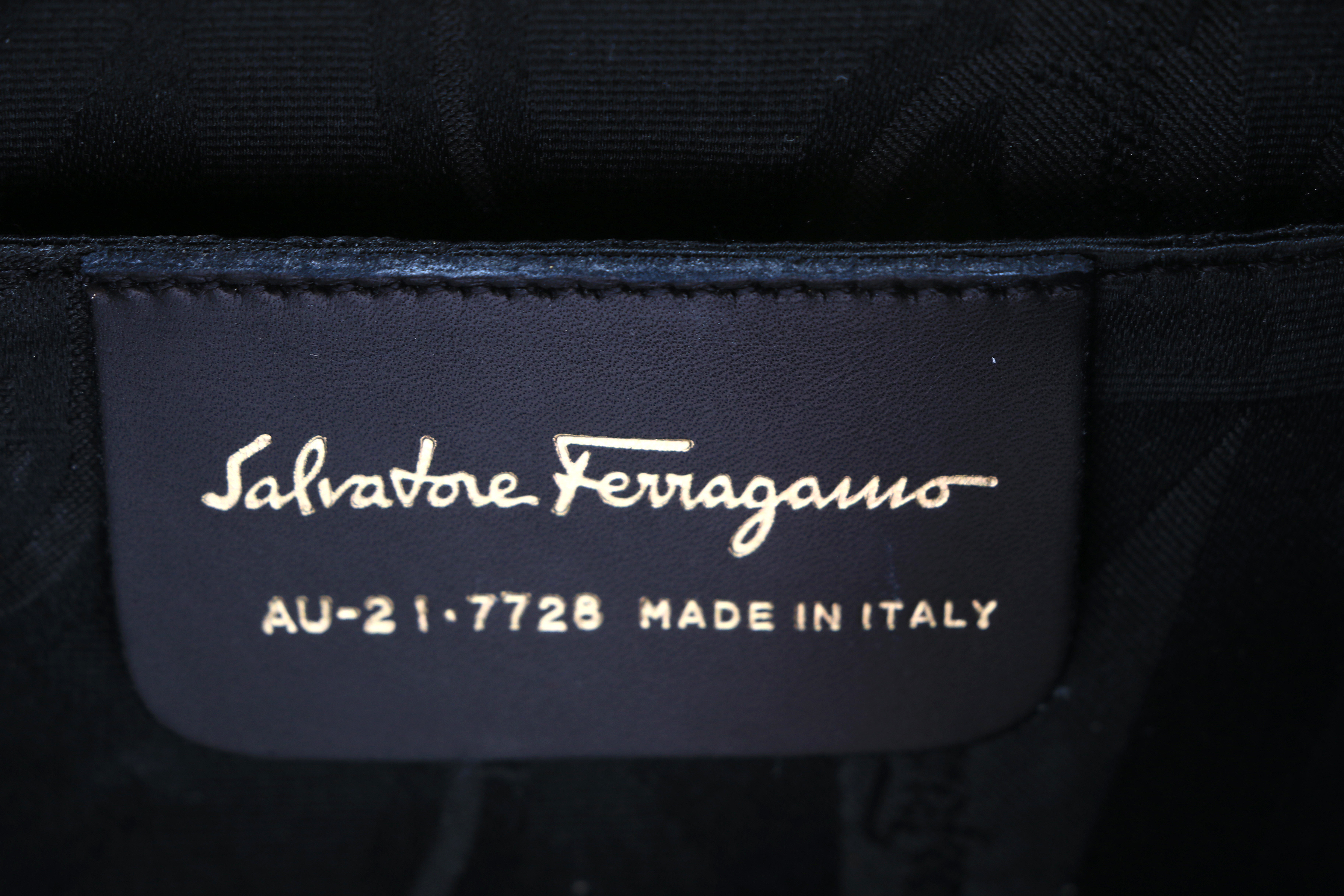 Vintage Salvatore Ferragamo Marrone "In The Wood"  Cherry Wood Handbag