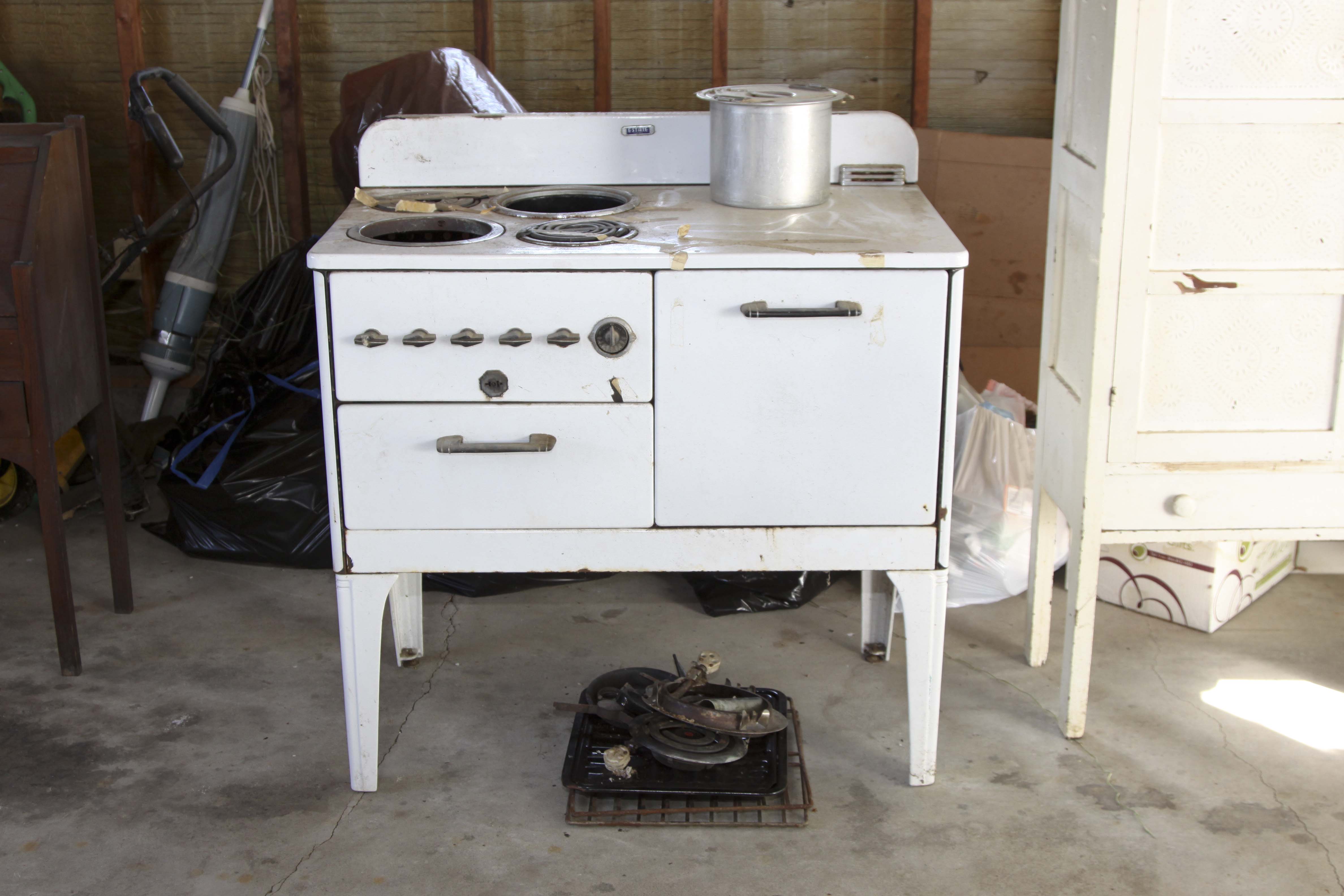Vintage Estate Electric Stove