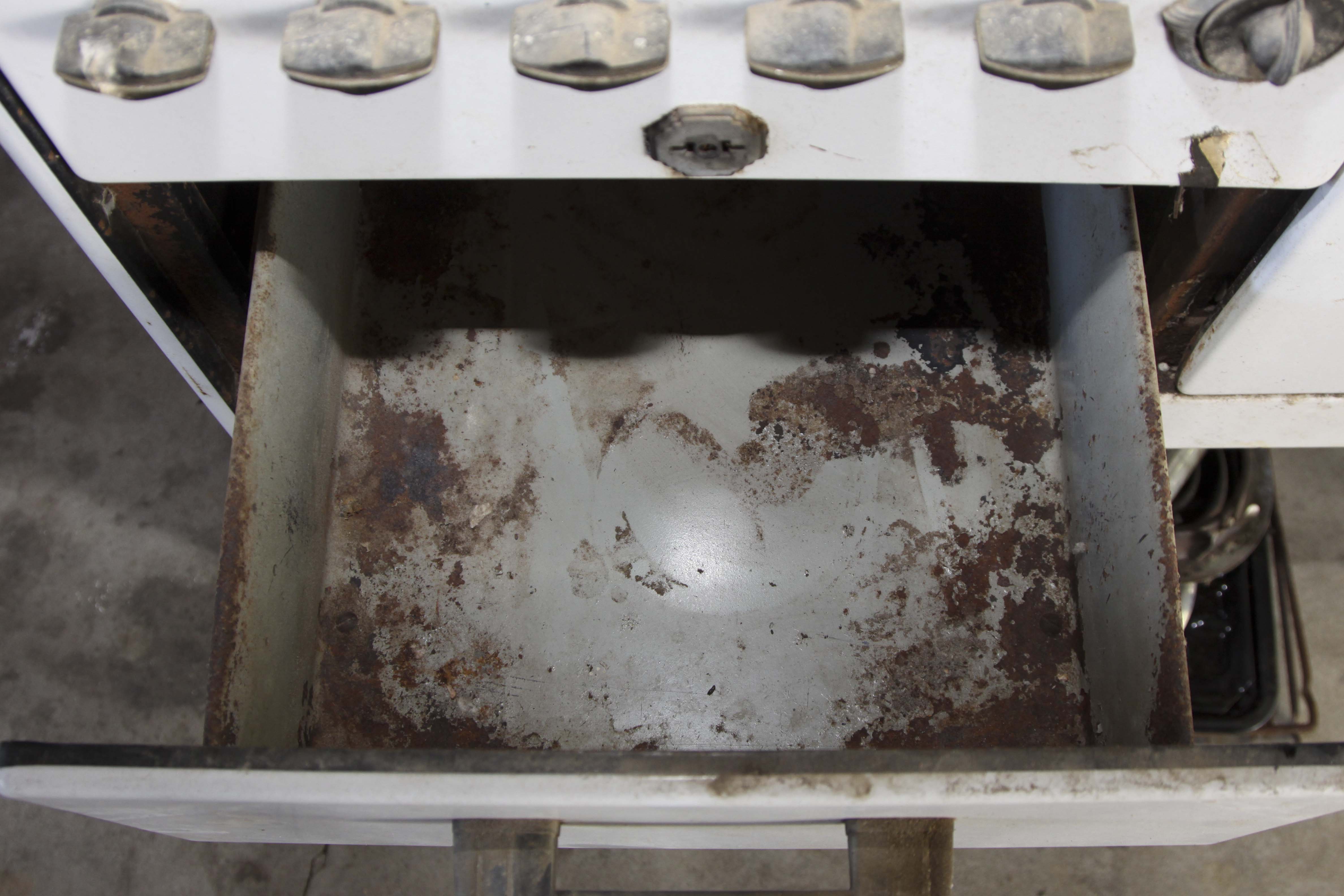 Vintage Estate Electric Stove