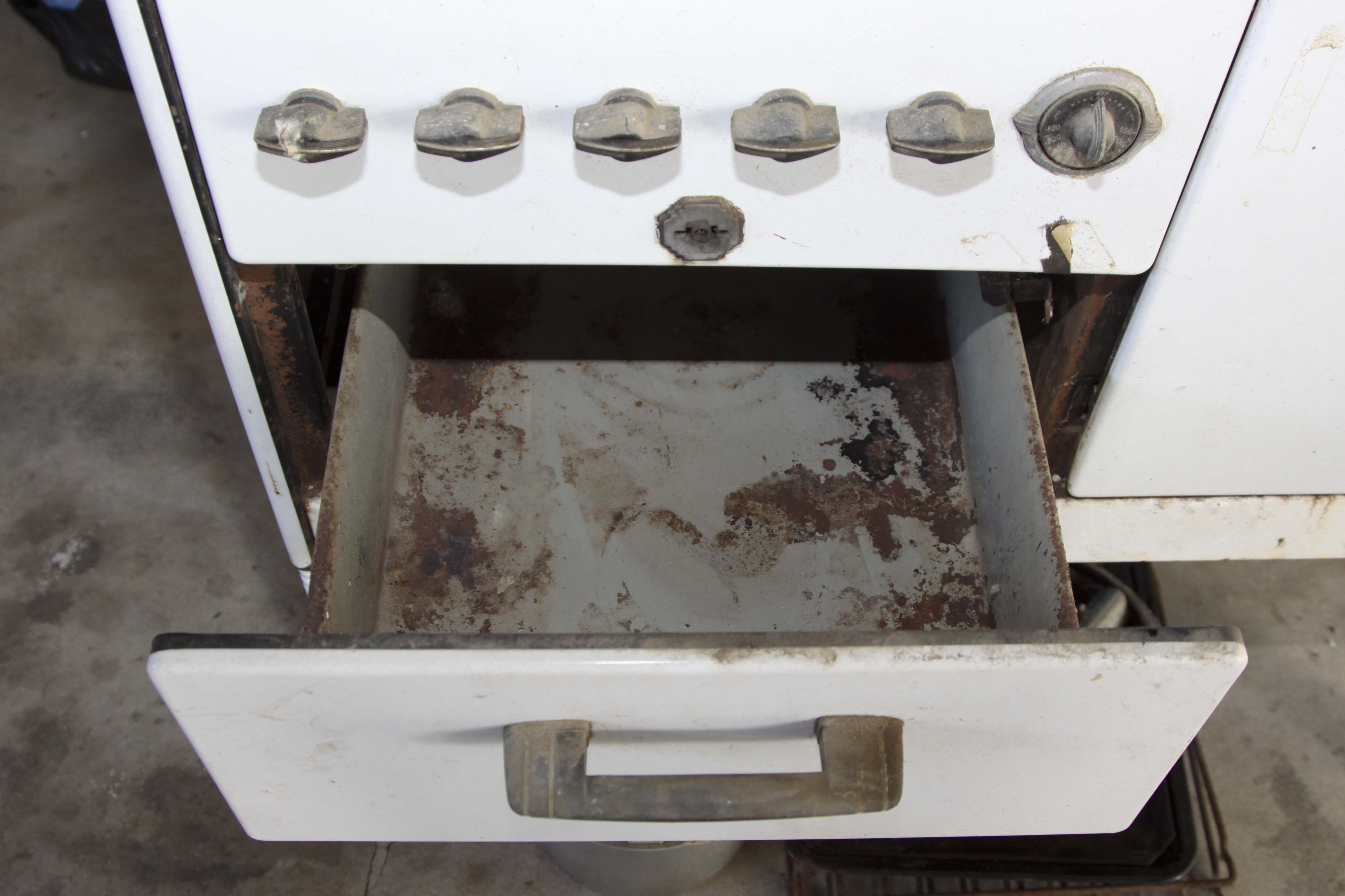 Vintage Estate Electric Stove