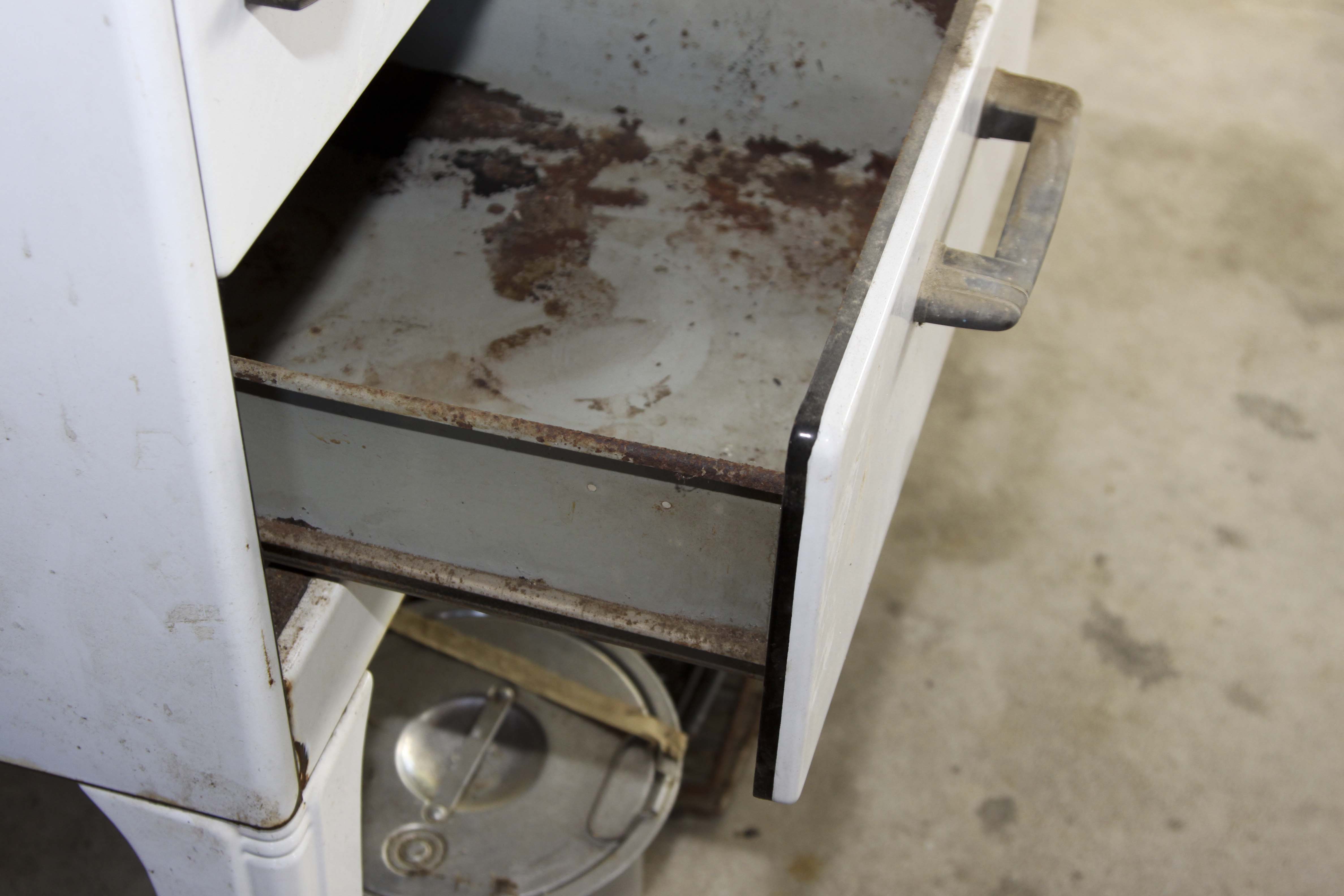 Vintage Estate Electric Stove